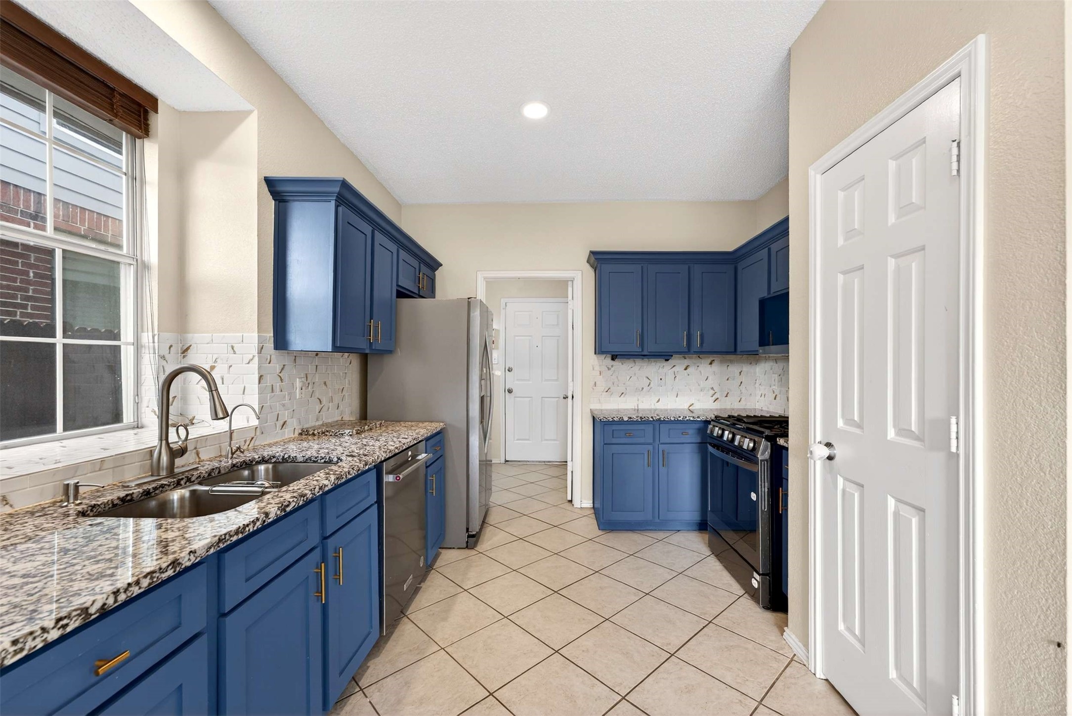 2124 Newport Drive Flower Mound TX 75028