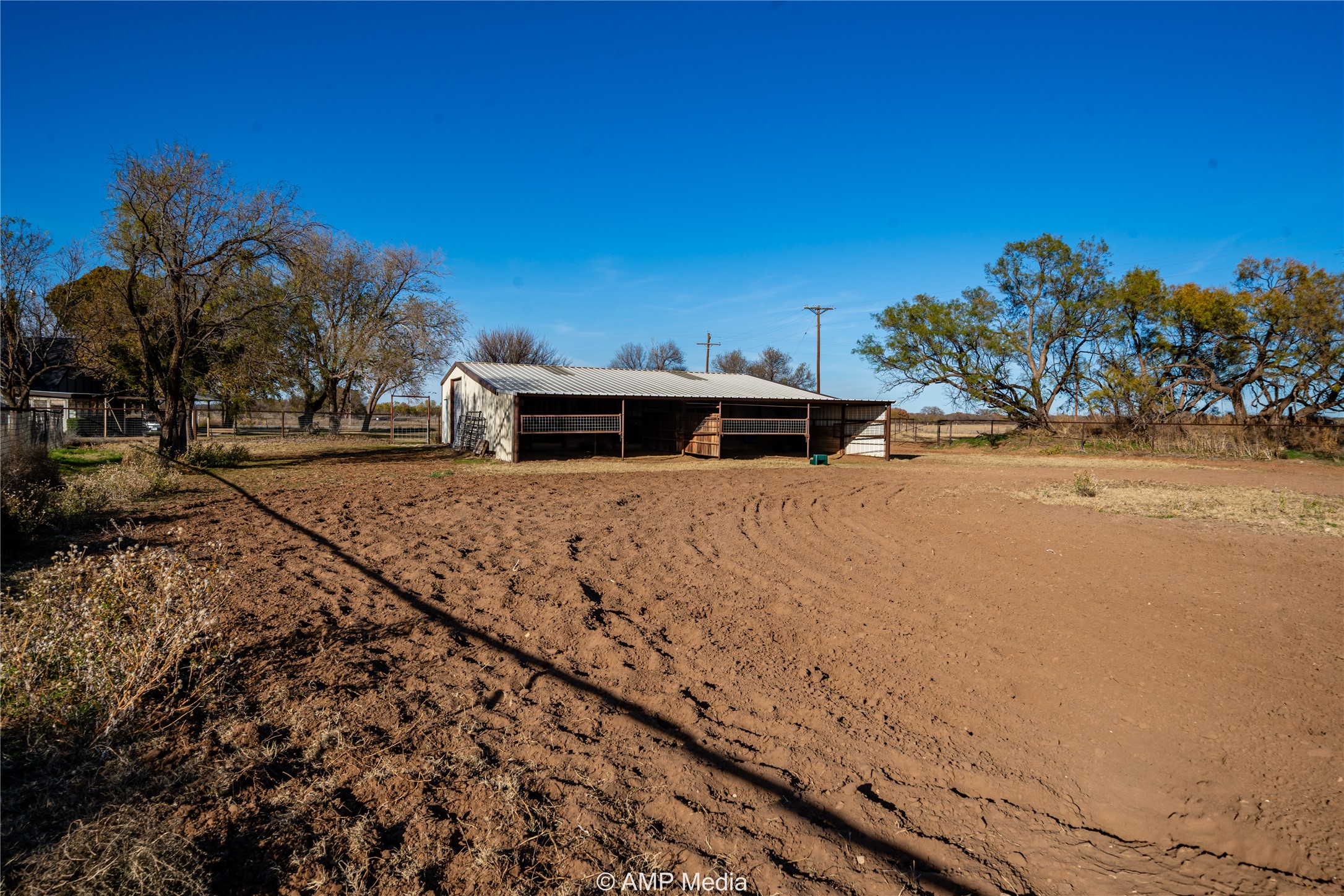 829 Us Highway 180 E Mccaulley TX 79534