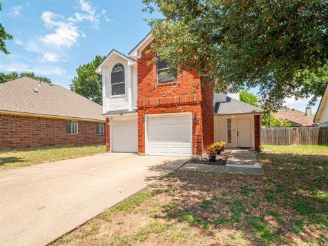 907 Freshwood Court Arlington TX 76017