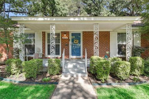 3201 Browning Court W Fort Worth TX 76111