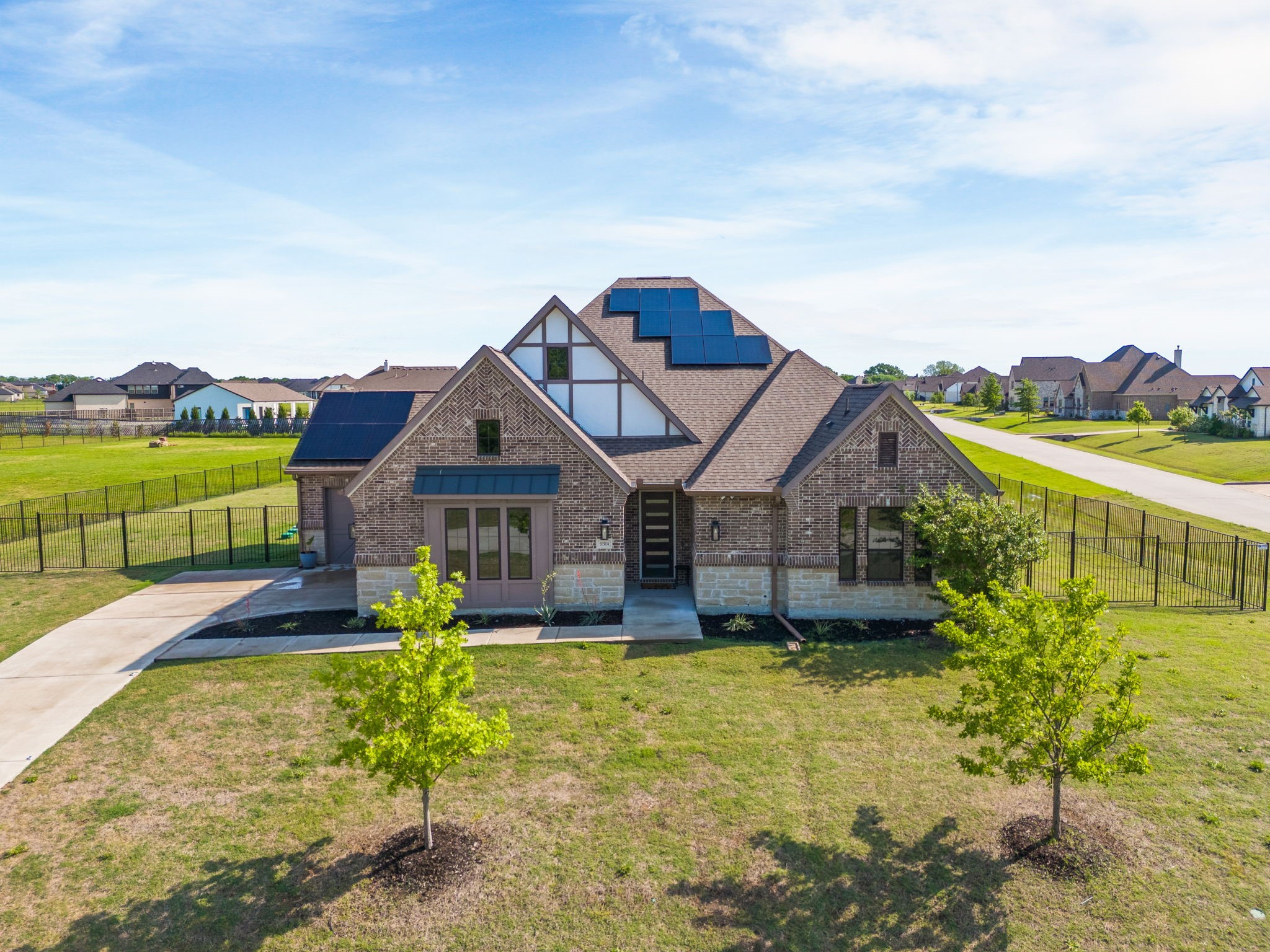 930 Peppy San Trail Lucas TX 75002