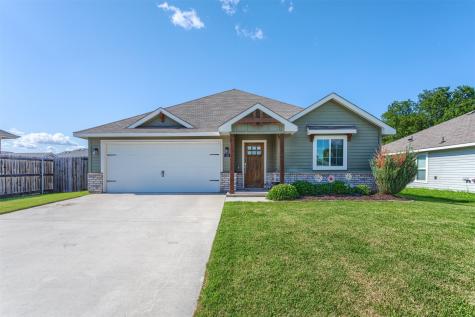 111 Arrowhead Drive Sanger TX 76266