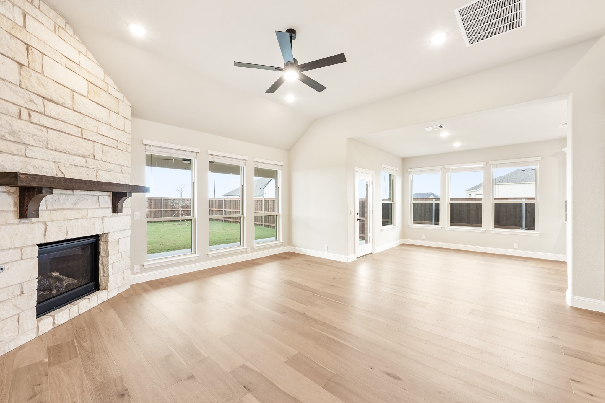 2724 Railway Street Forney TX 75126