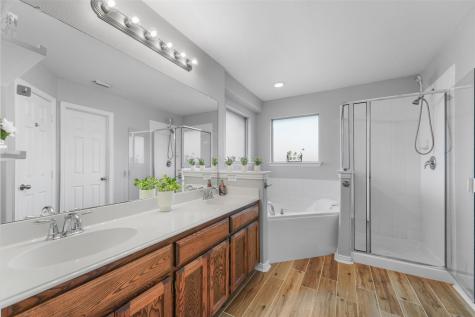 102 Avery Lane Fate TX 75189