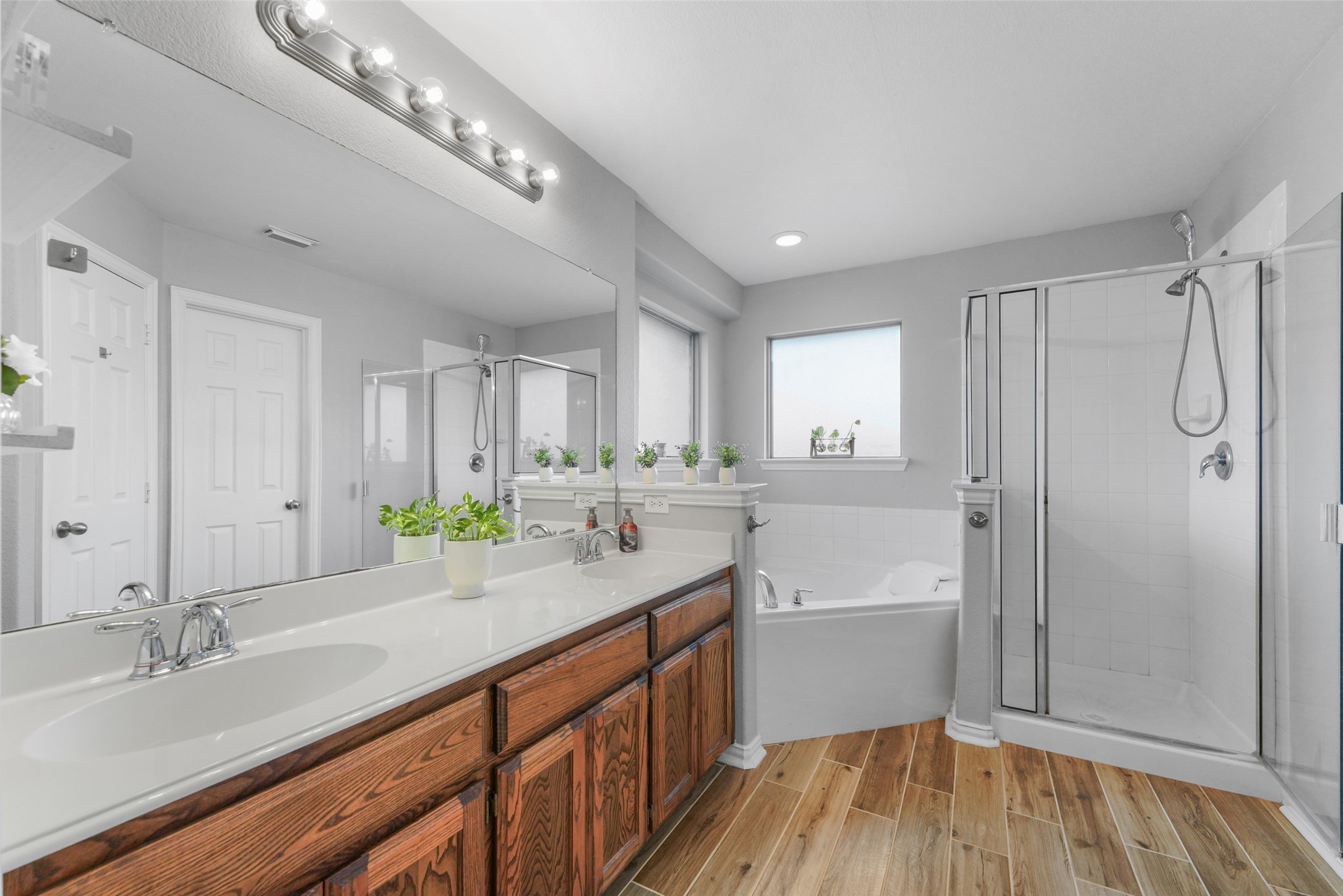102 Avery Lane Fate TX 75189