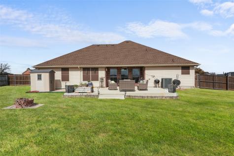 102 Avery Lane Fate TX 75189