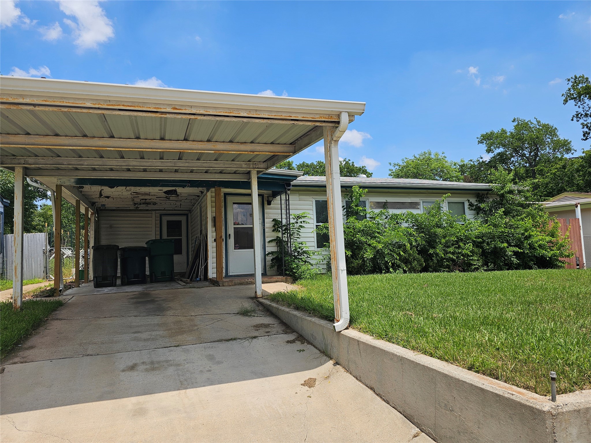 1420 Edney Street Fort Worth TX 76115