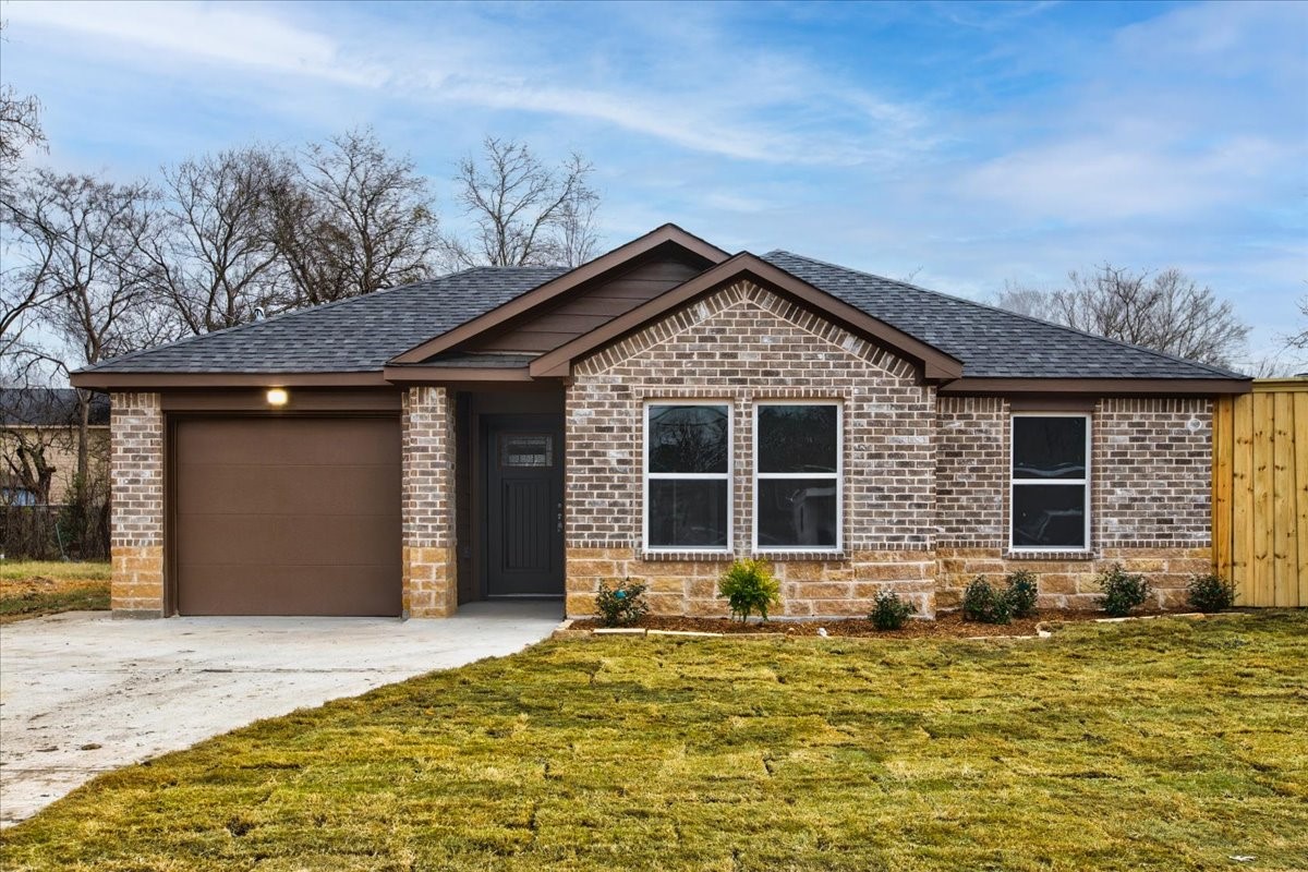 3720 Spring Avenue Dallas TX 75210