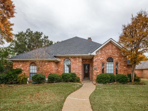 2305 Rocky Trail Garland TX 75044