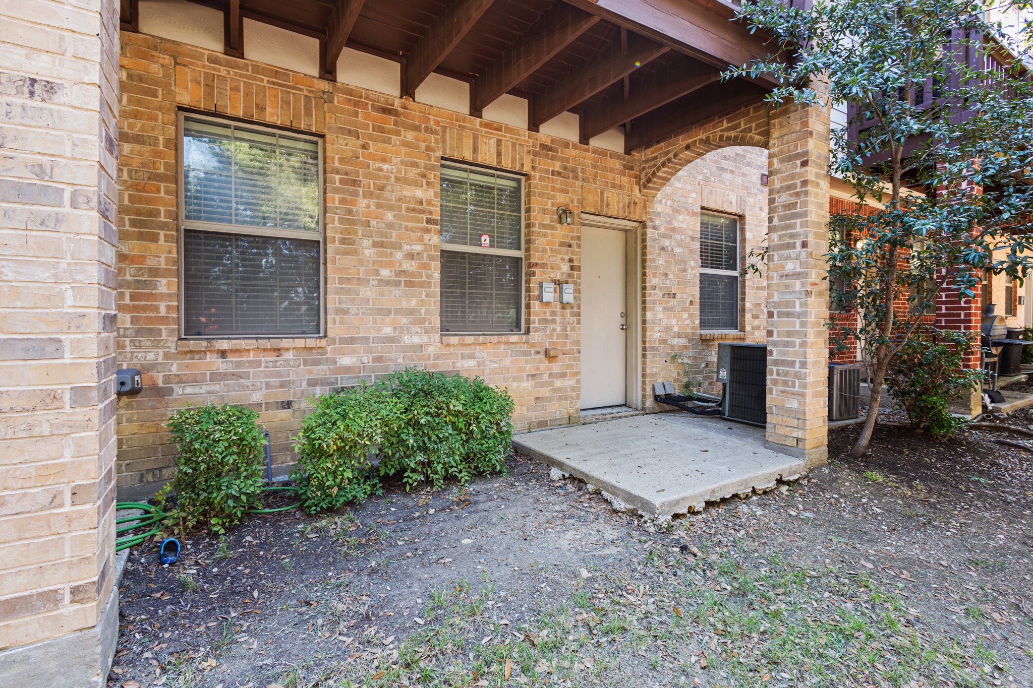 1530 Biltmore Lane Irving TX 75063