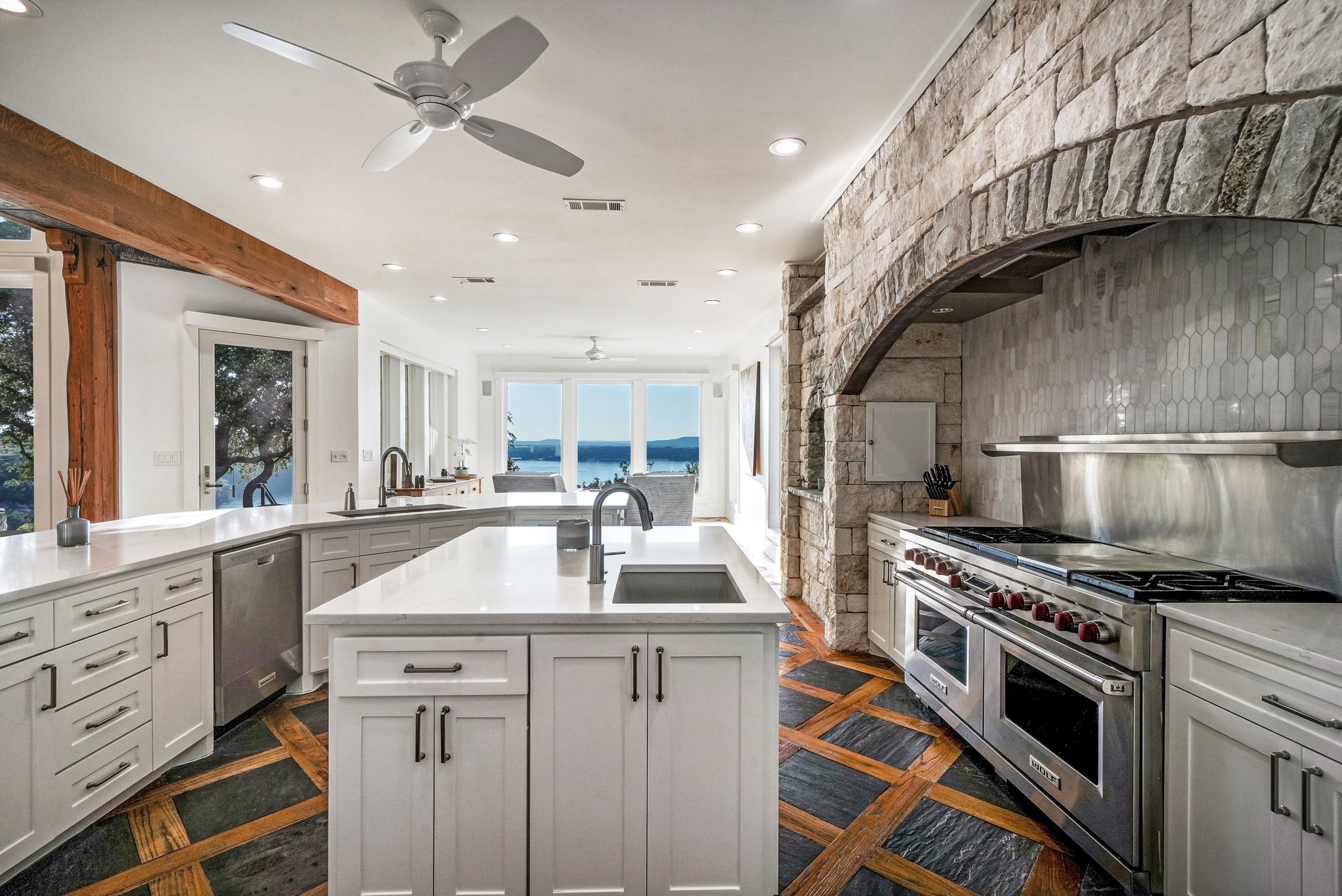 175 Bay Hill Drive Possum Kingdom Lake TX 76449