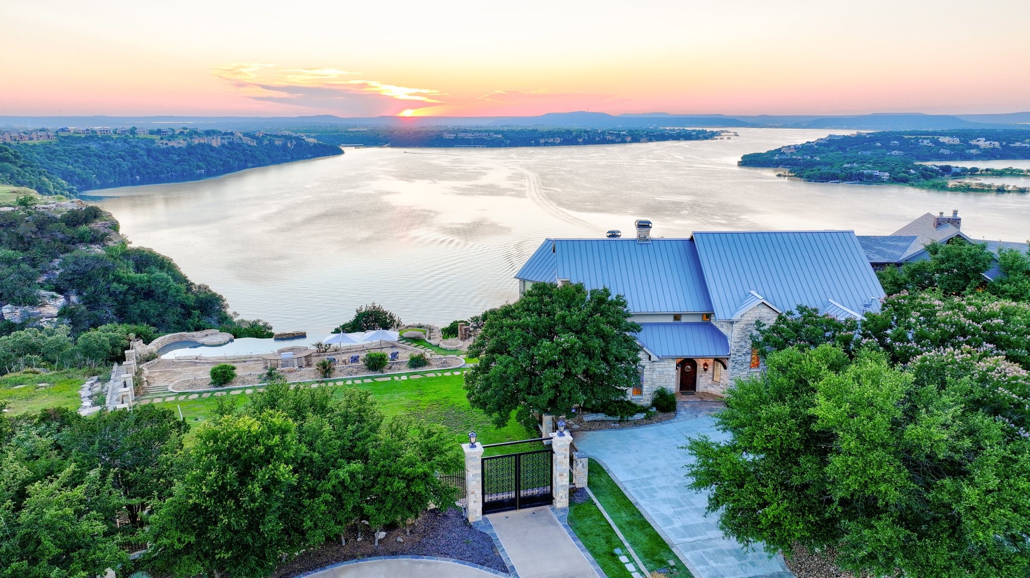 175 Bay Hill Drive Possum Kingdom Lake TX 76449