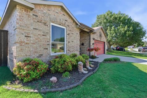 7804 Seven Oaks Lane Denton TX 76210