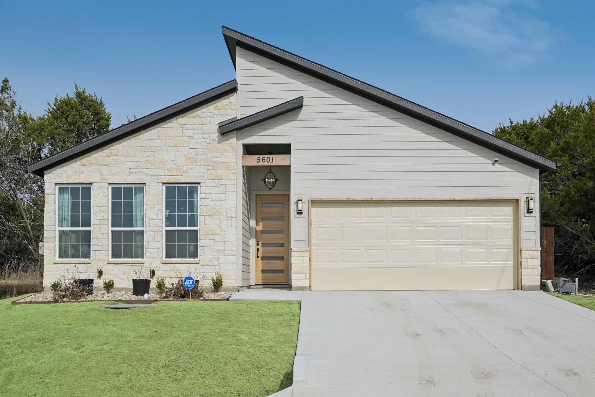 5601 San Jacinto Drive Granbury TX 76048