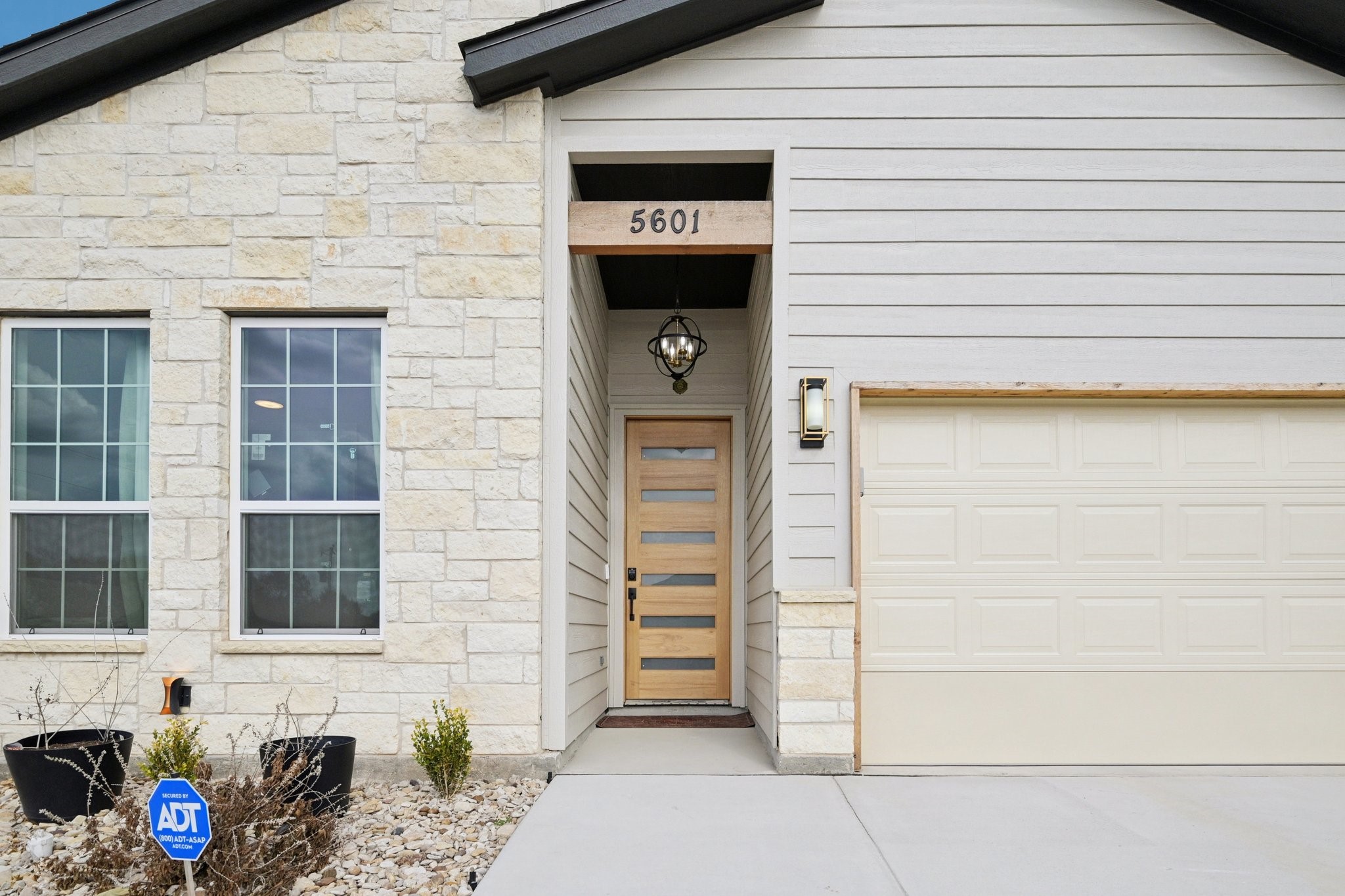 5601 San Jacinto Drive Granbury TX 76048