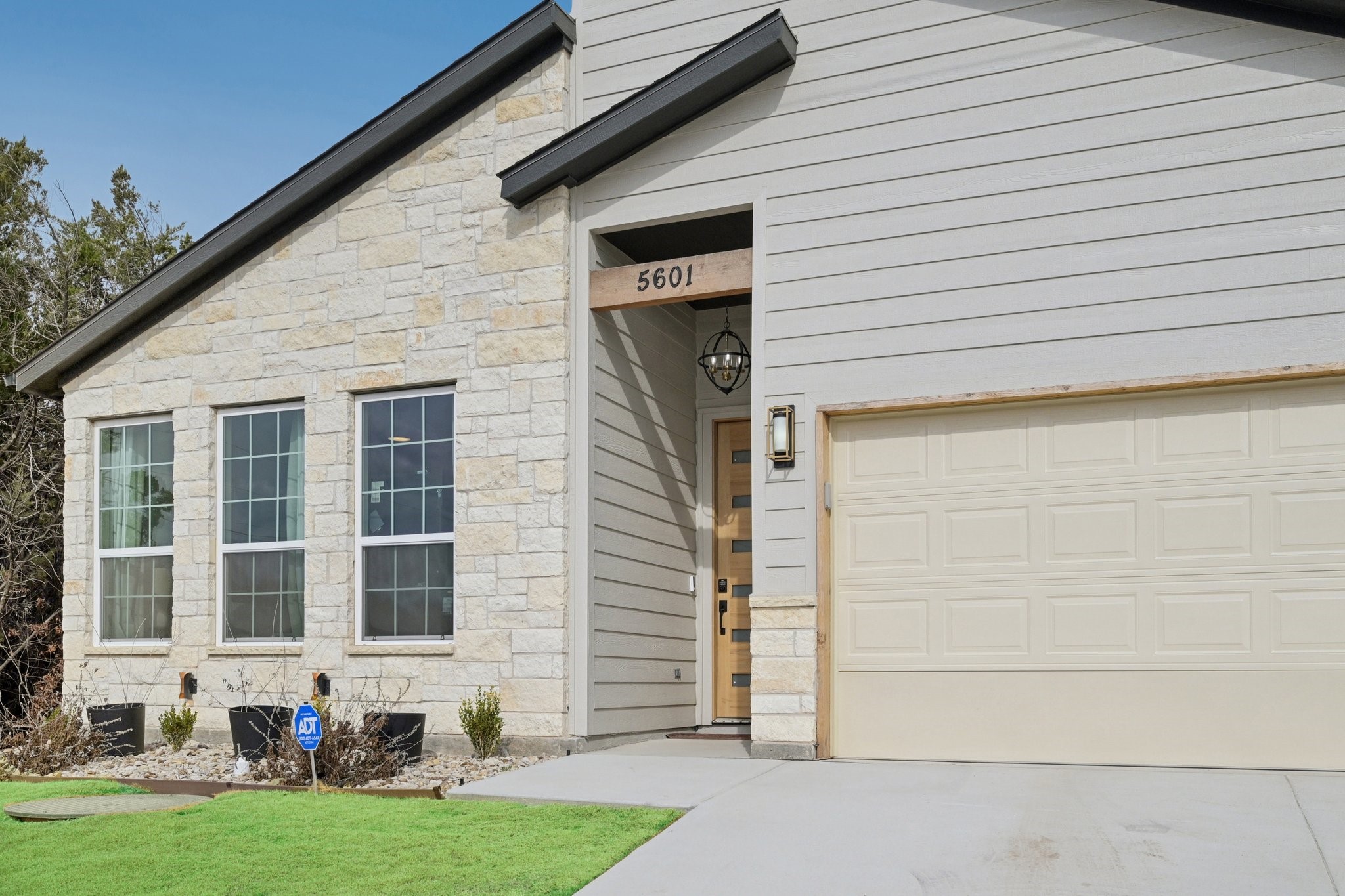 5601 San Jacinto Drive Granbury TX 76048