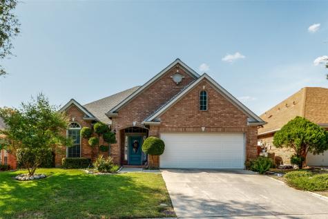 3883 Lakeview Court Addison TX 75001