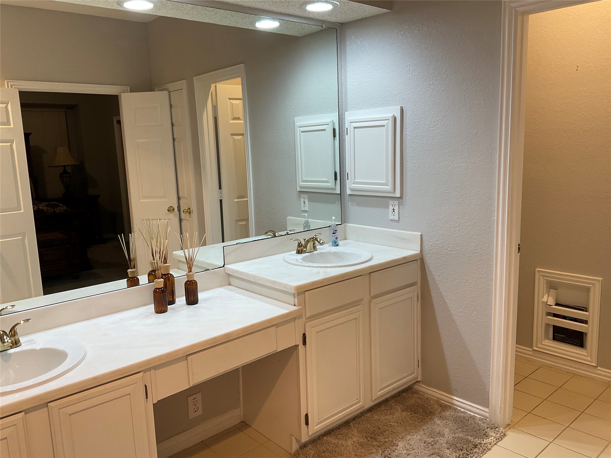 2102 Hunter Place Lane Arlington TX 76006