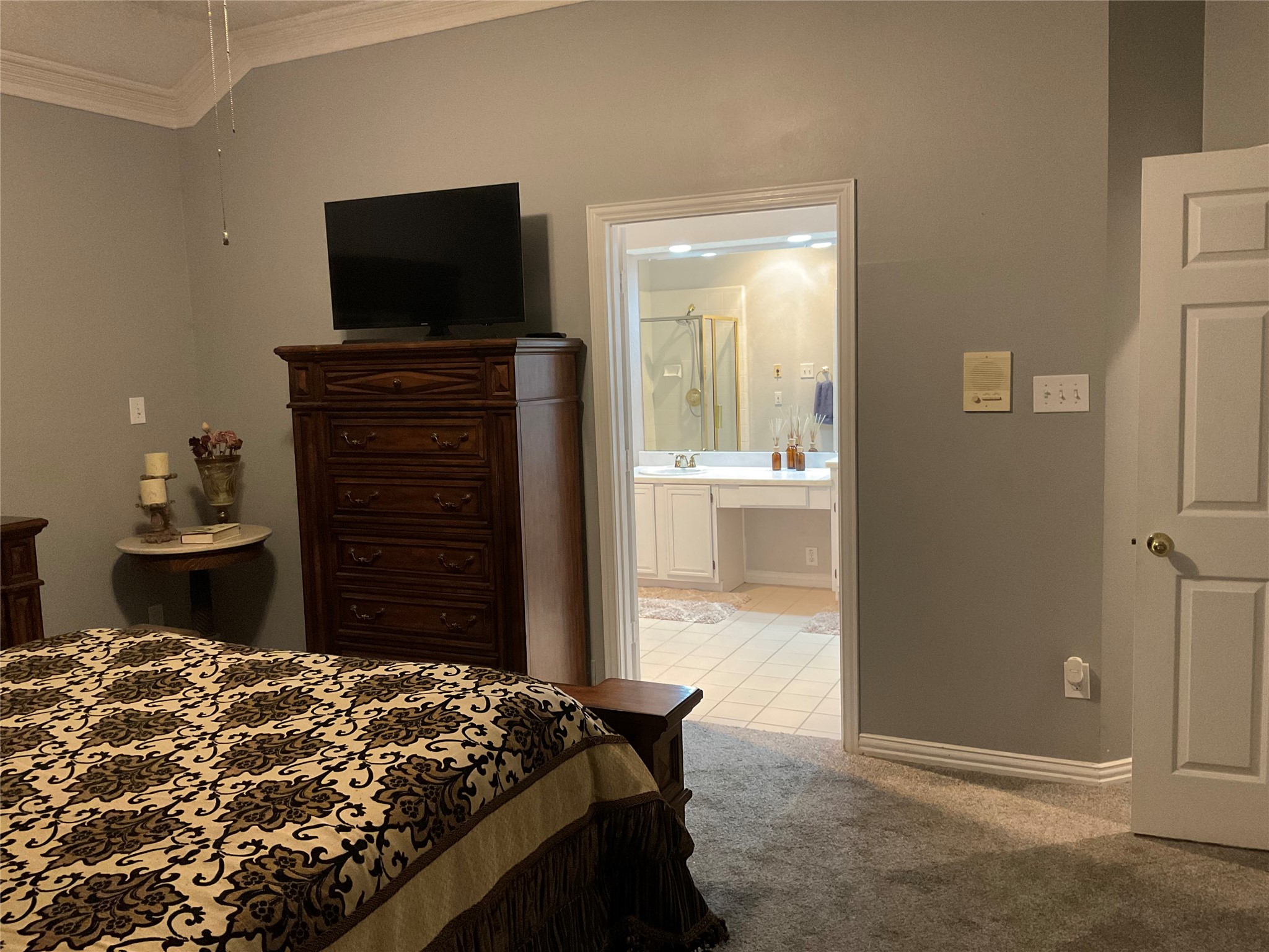 2102 Hunter Place Lane Arlington TX 76006