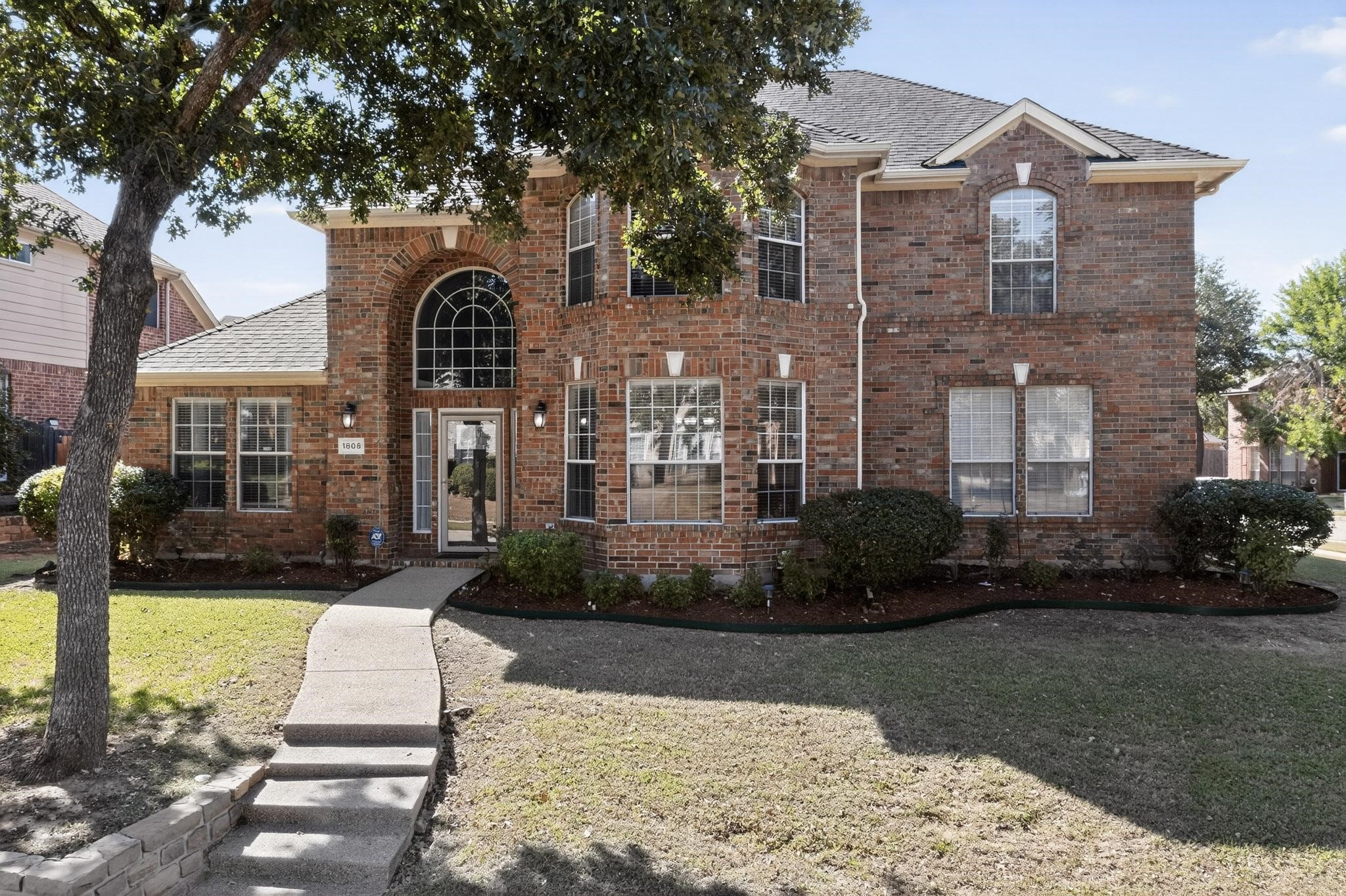 1808 Paddington Court Arlington TX 76017