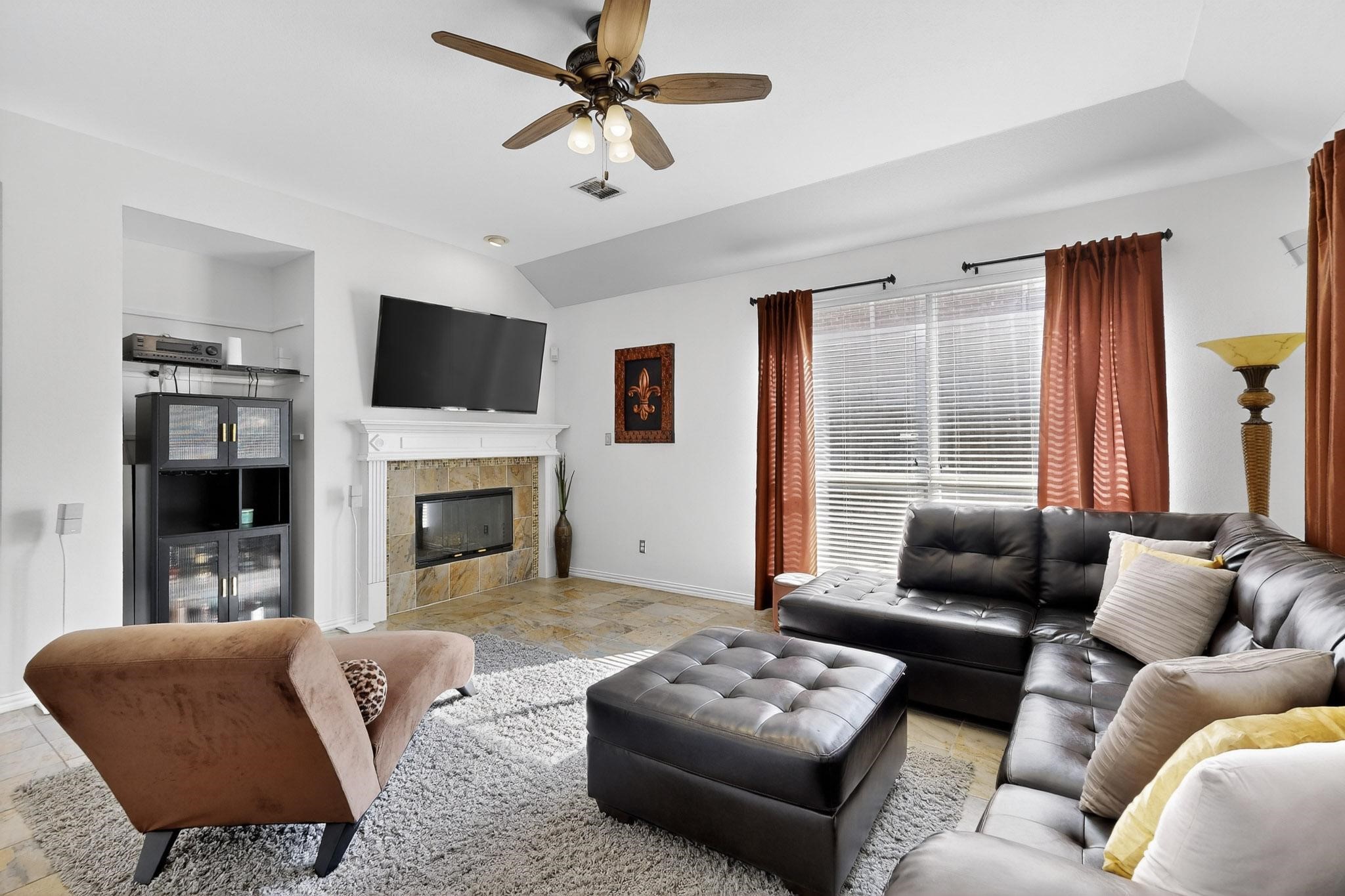 1808 Paddington Court Arlington TX 76017