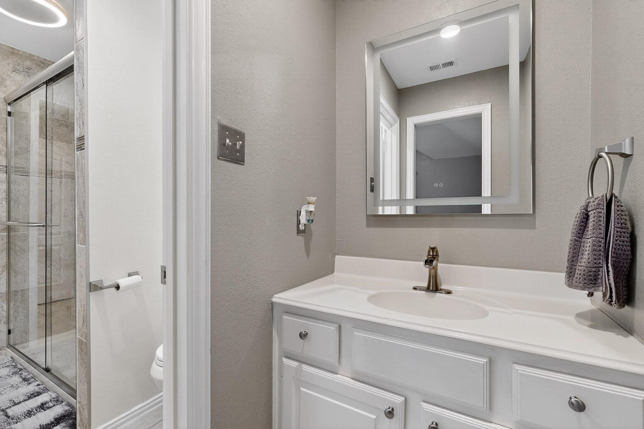 1808 Paddington Court Arlington TX 76017