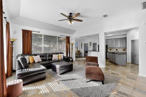 1808 Paddington Court Arlington TX 76017