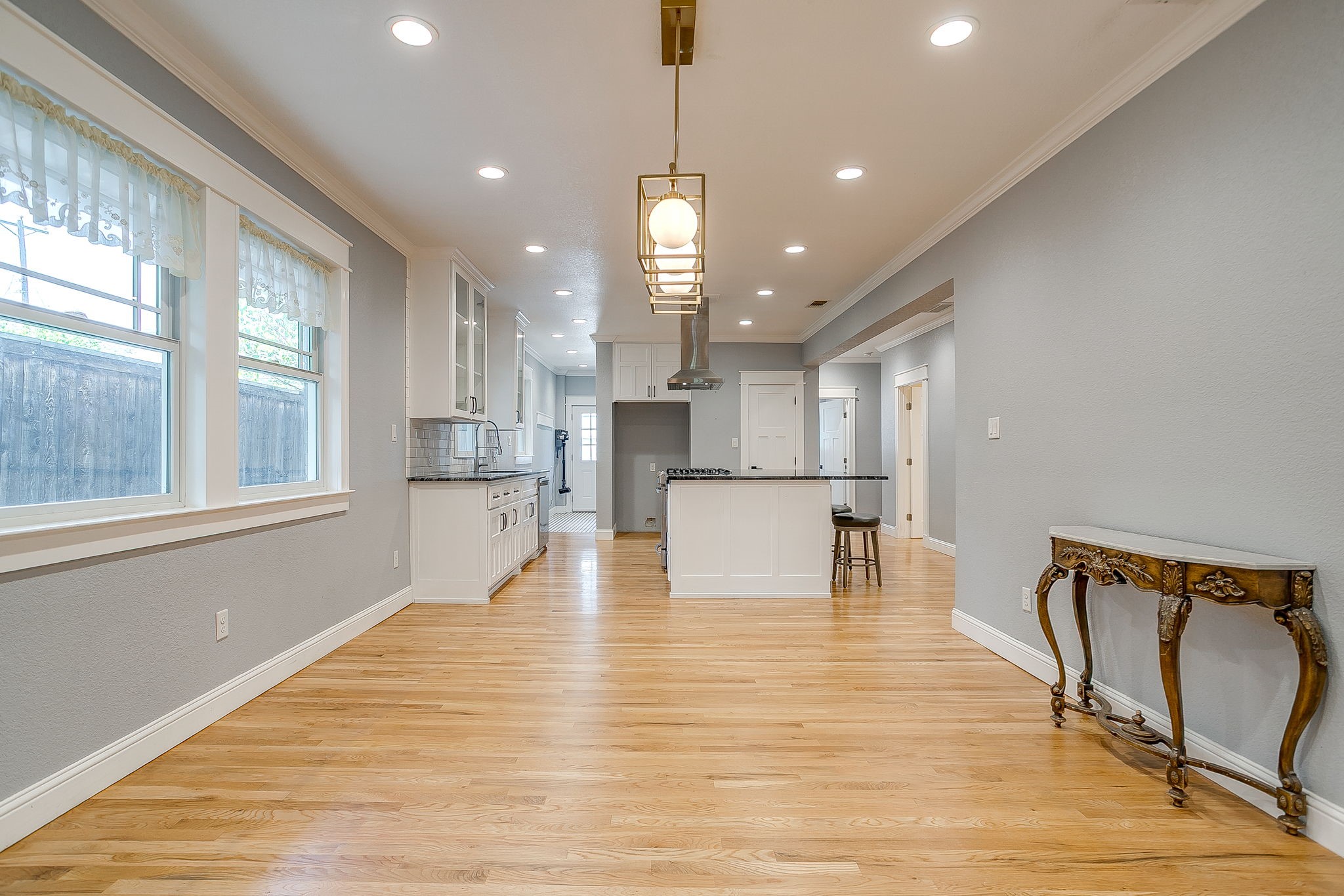 2208 Mistletoe Avenue Fort Worth TX 76110