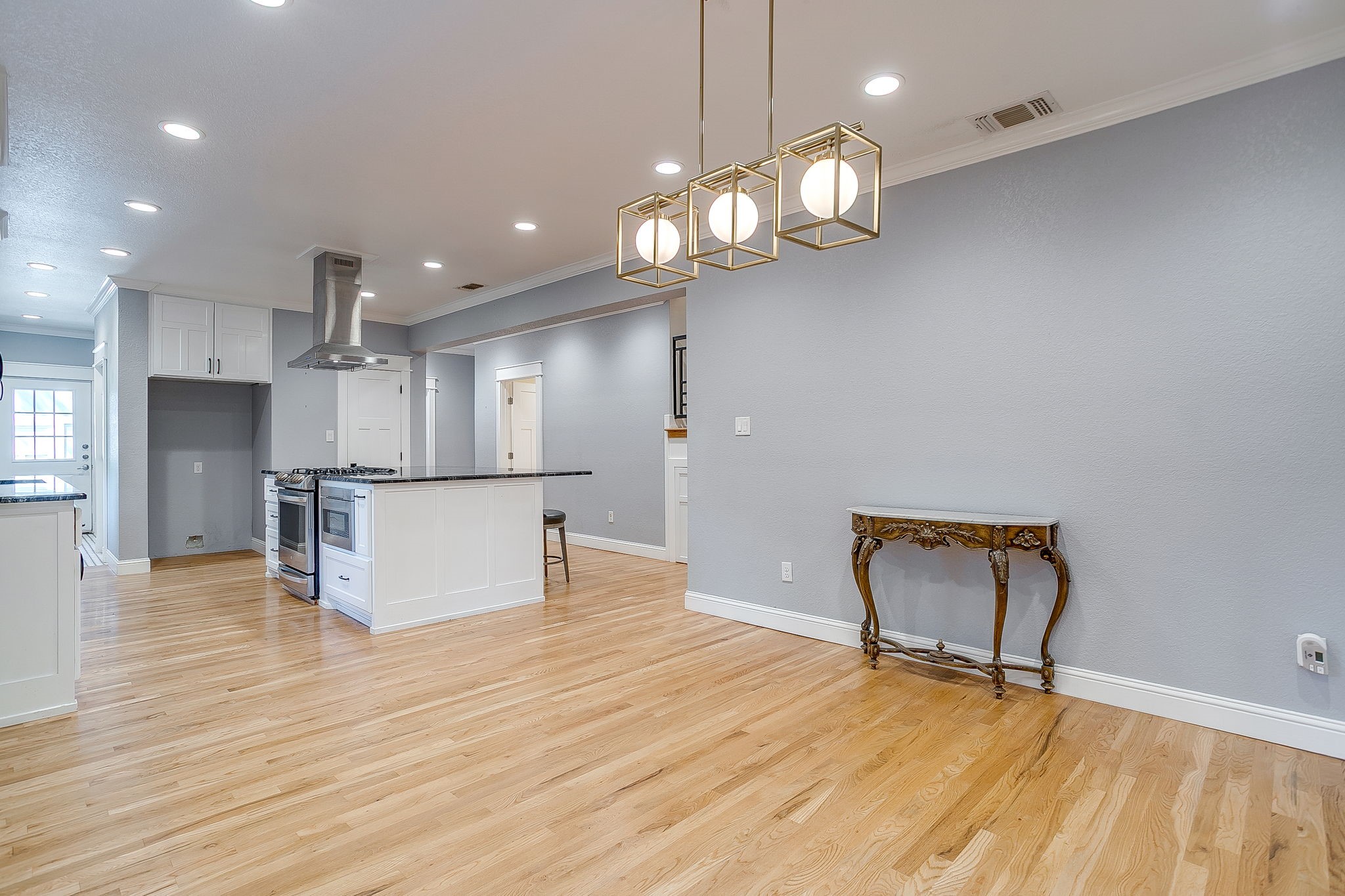 2208 Mistletoe Avenue Fort Worth TX 76110