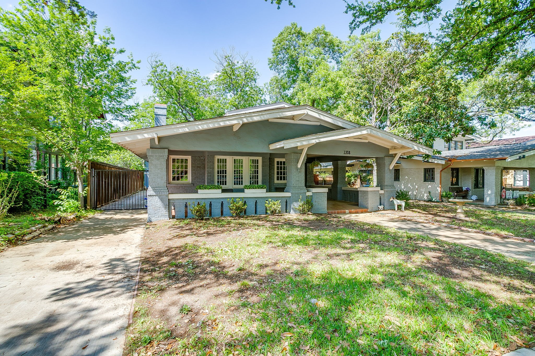 2208 Mistletoe Avenue Fort Worth TX 76110