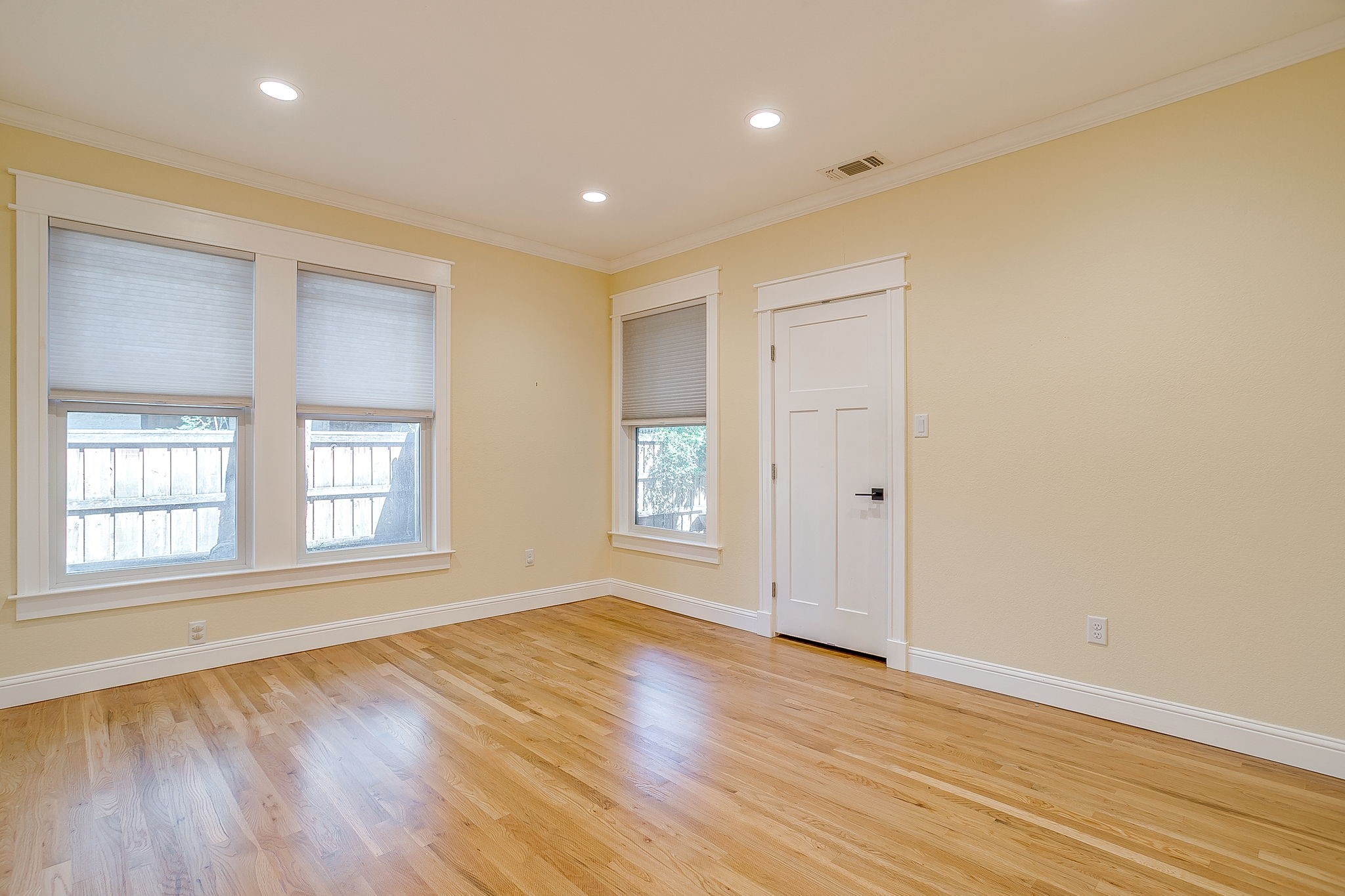 2208 Mistletoe Avenue Fort Worth TX 76110
