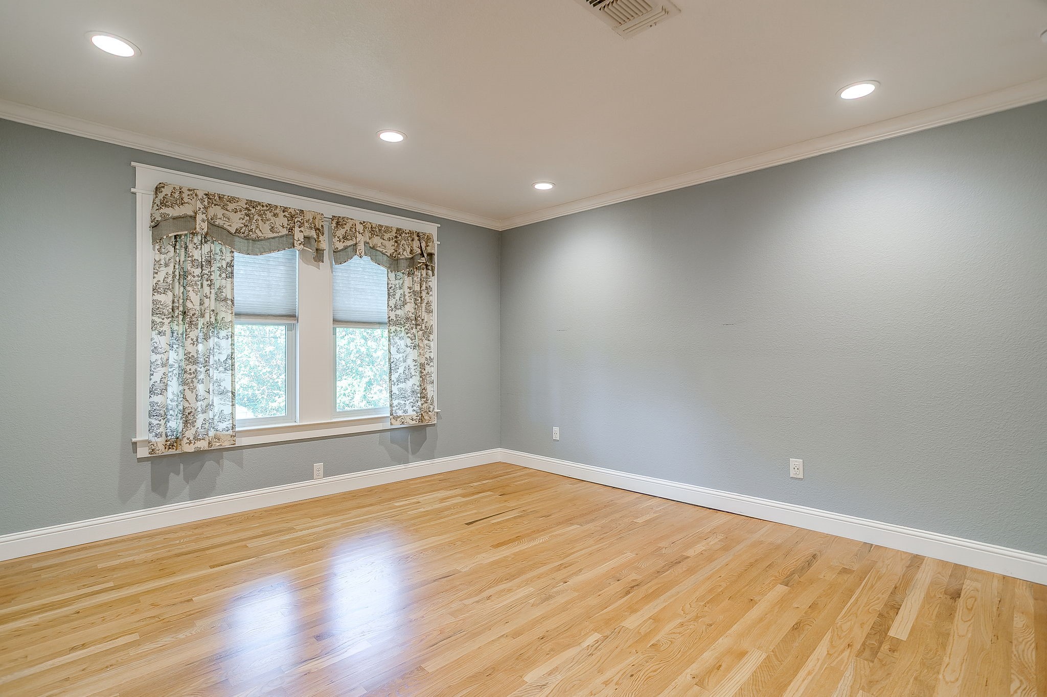 2208 Mistletoe Avenue Fort Worth TX 76110