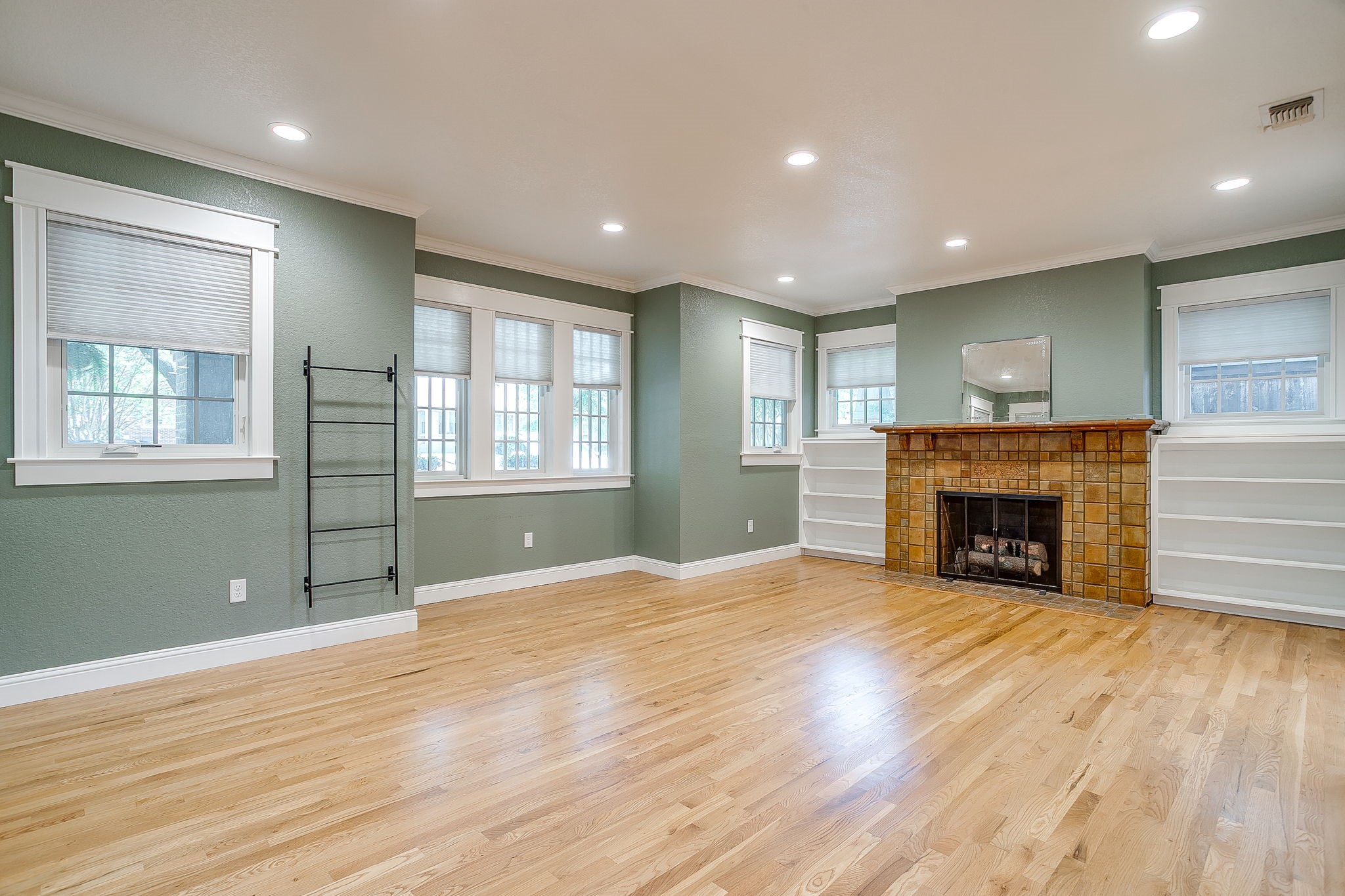 2208 Mistletoe Avenue Fort Worth TX 76110