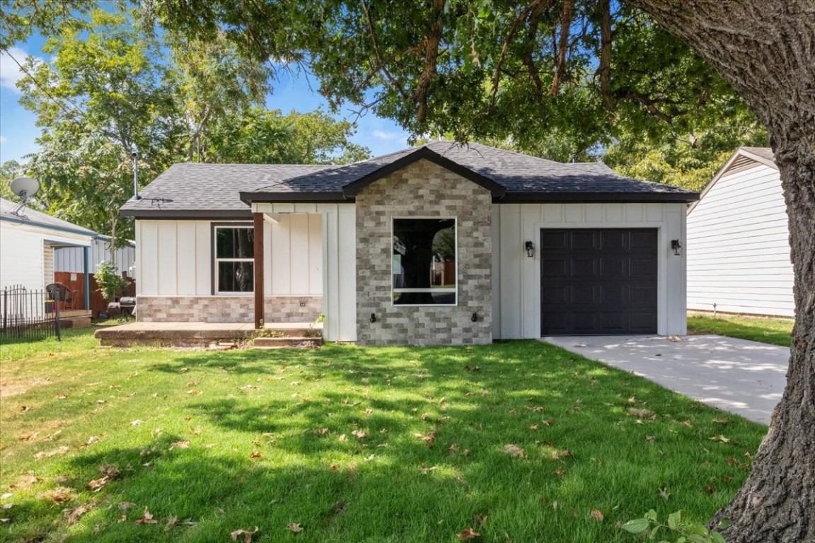 1710 N Lockhart Street Sherman TX 75092