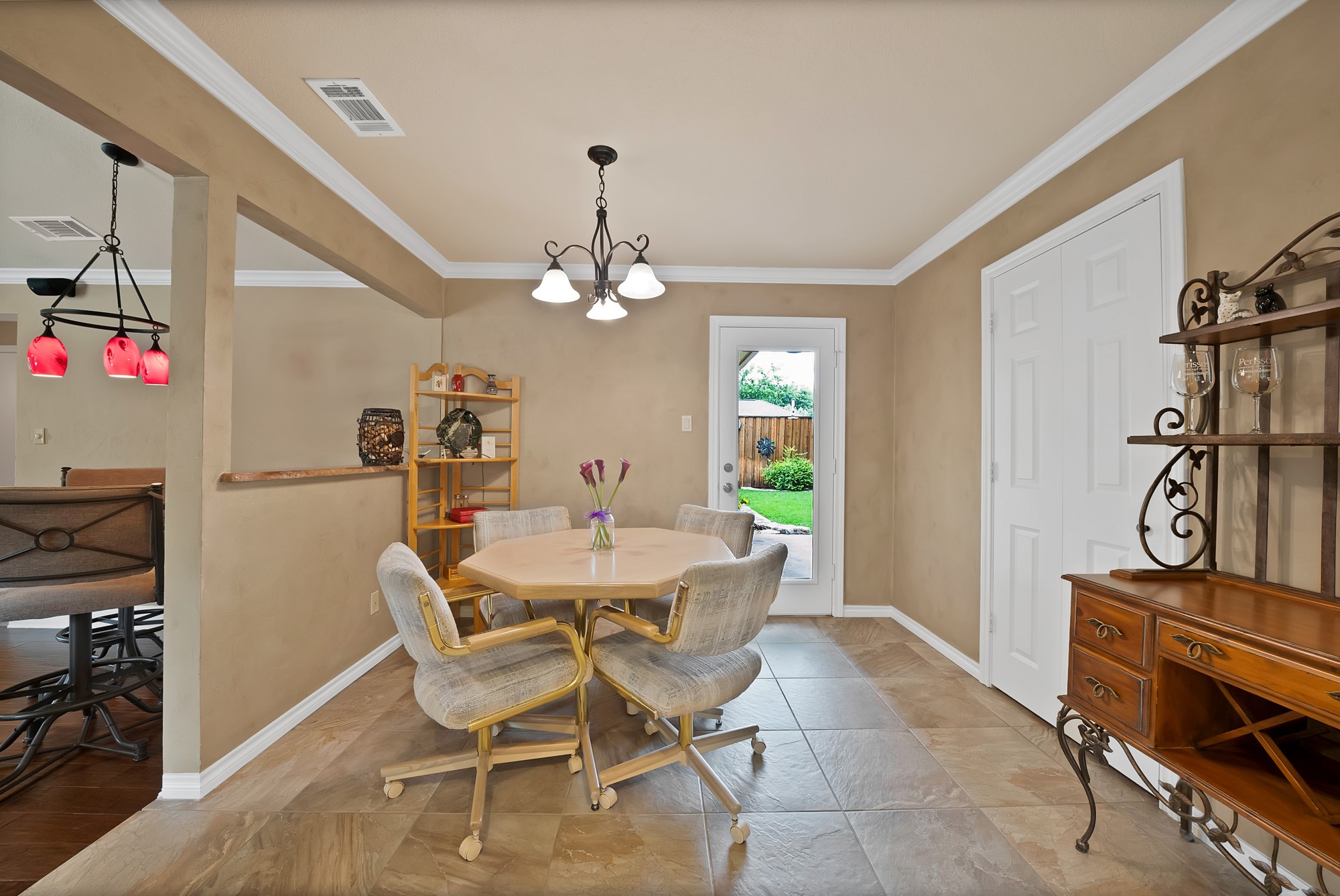1600 Delaford Drive Carrollton TX 75007