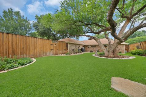 1600 Delaford Drive Carrollton TX 75007