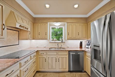 1600 Delaford Drive Carrollton TX 75007