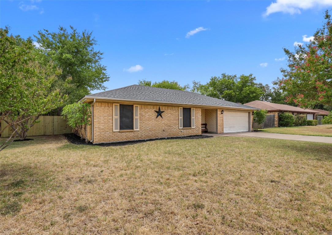 501 Black Oak Lane Burleson TX 76028