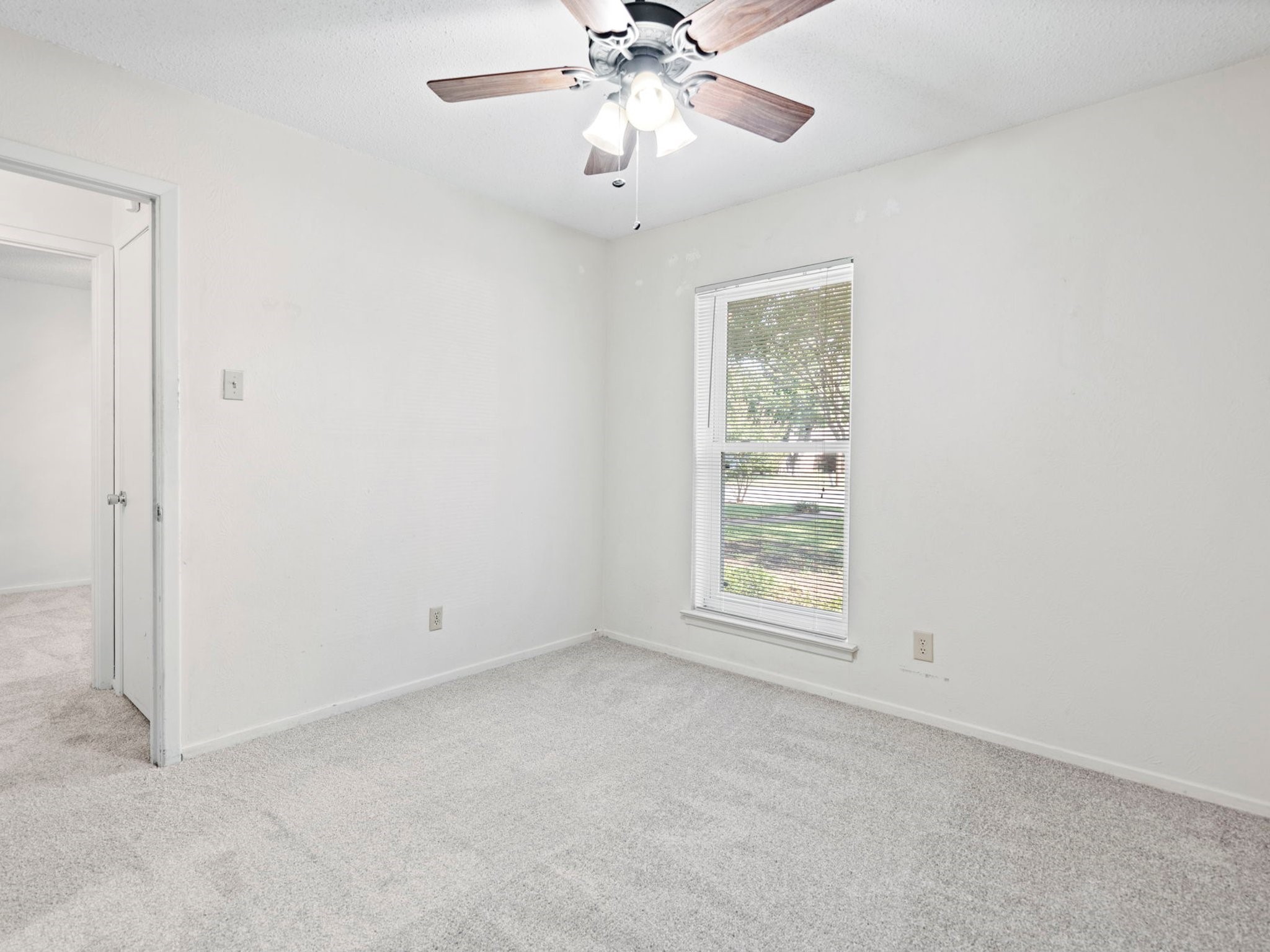 11240 Mccree Road Dallas TX 75238