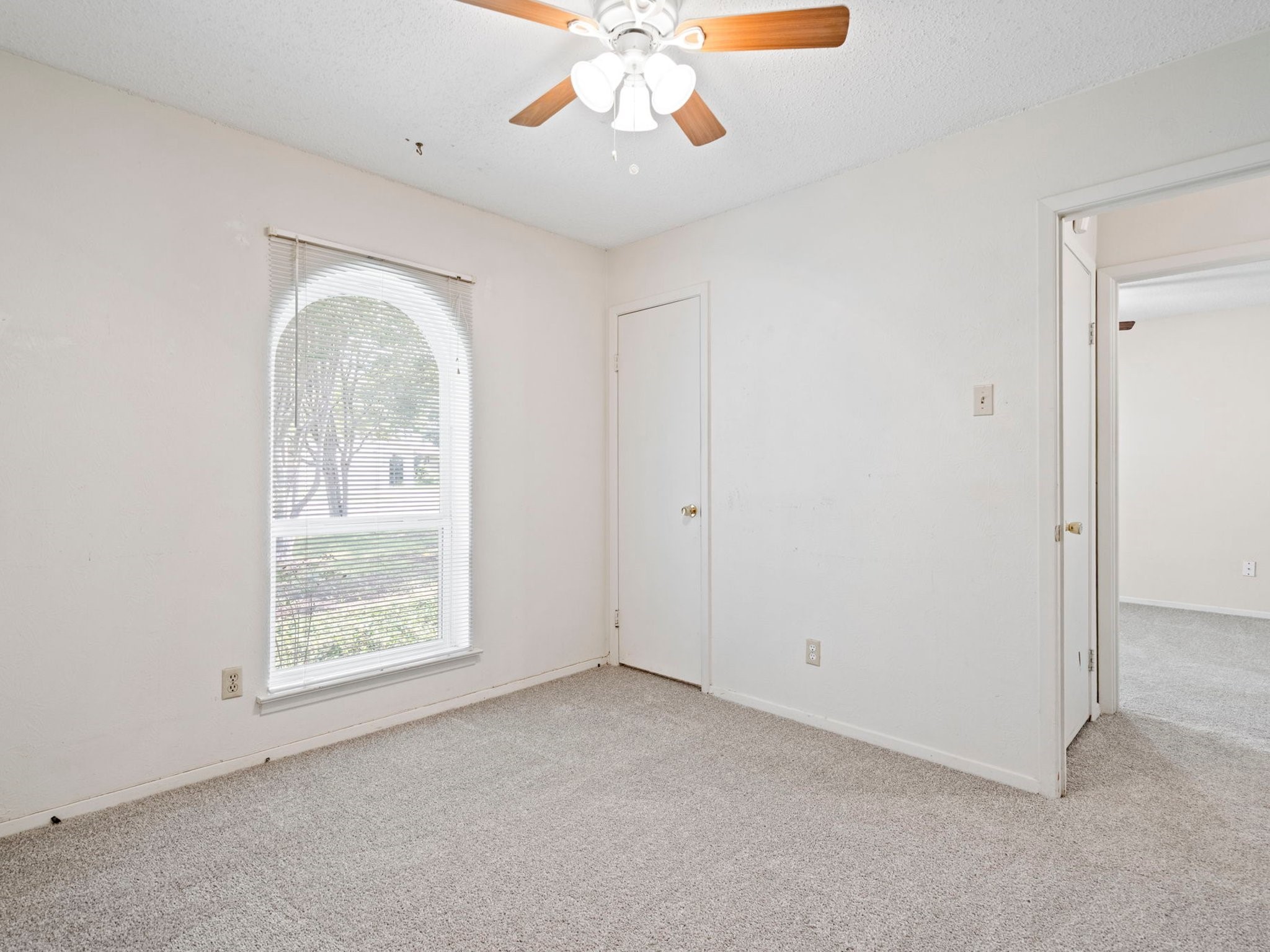 11240 Mccree Road Dallas TX 75238