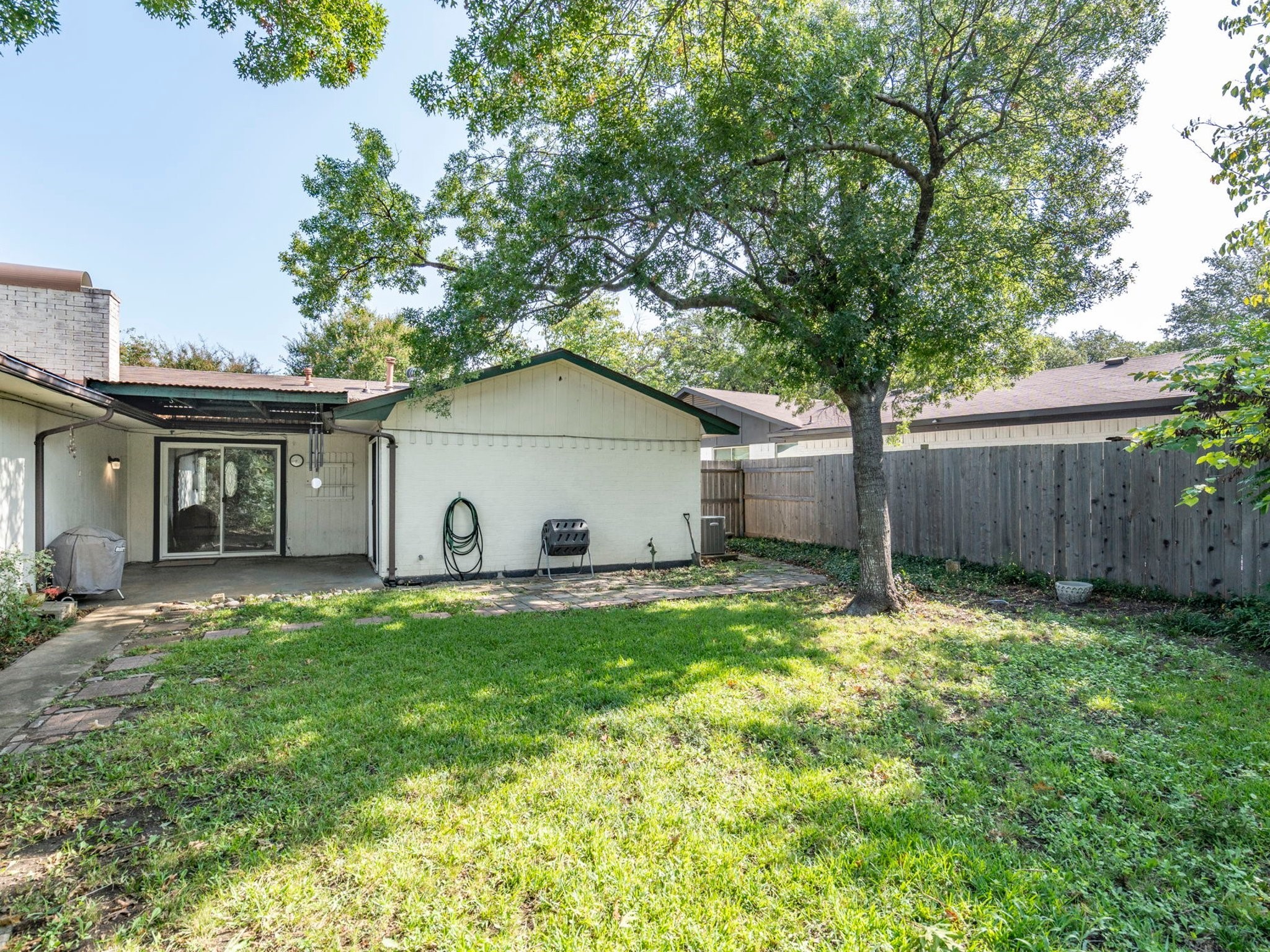 11240 Mccree Road Dallas TX 75238