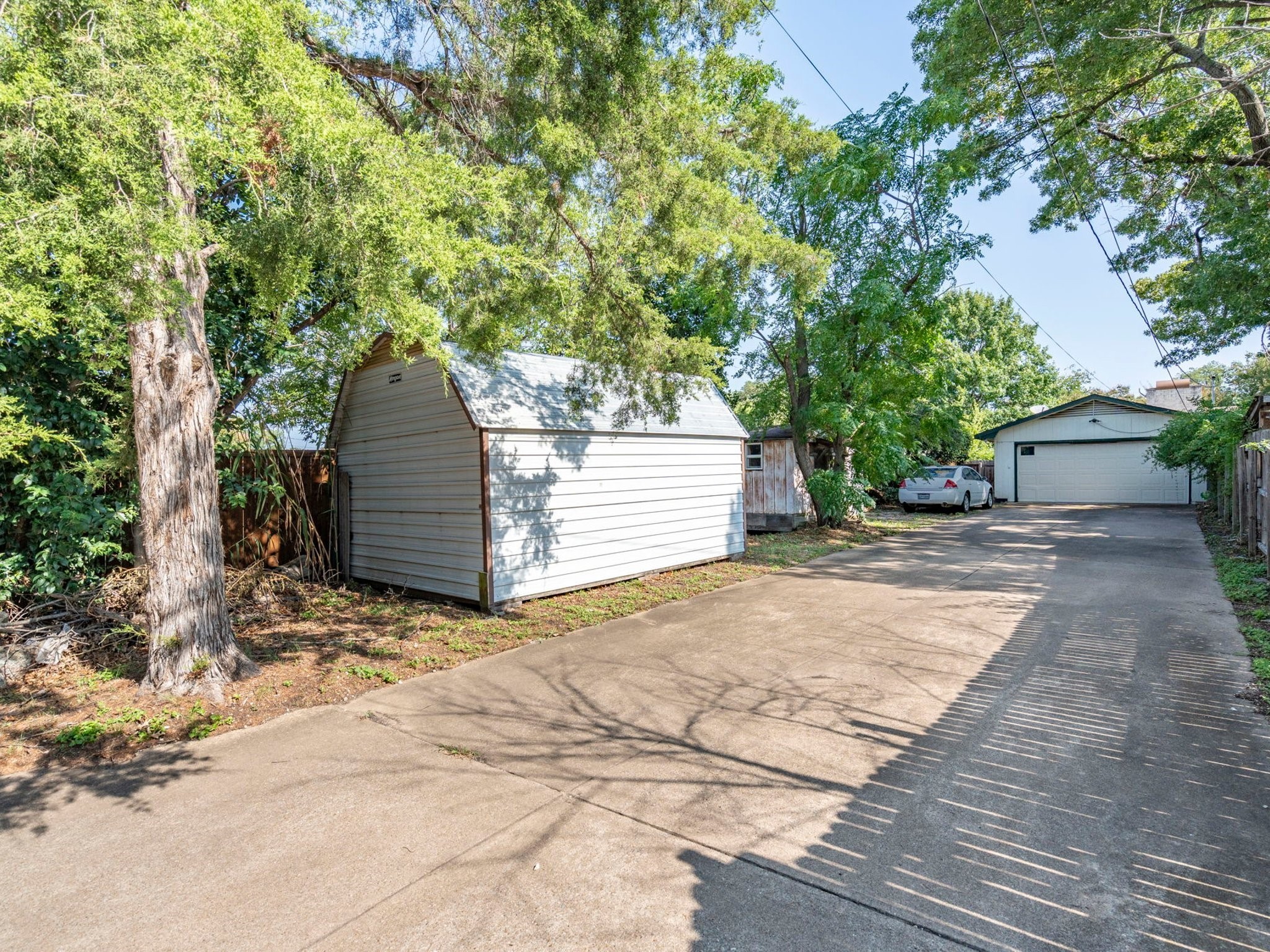 11240 Mccree Road Dallas TX 75238