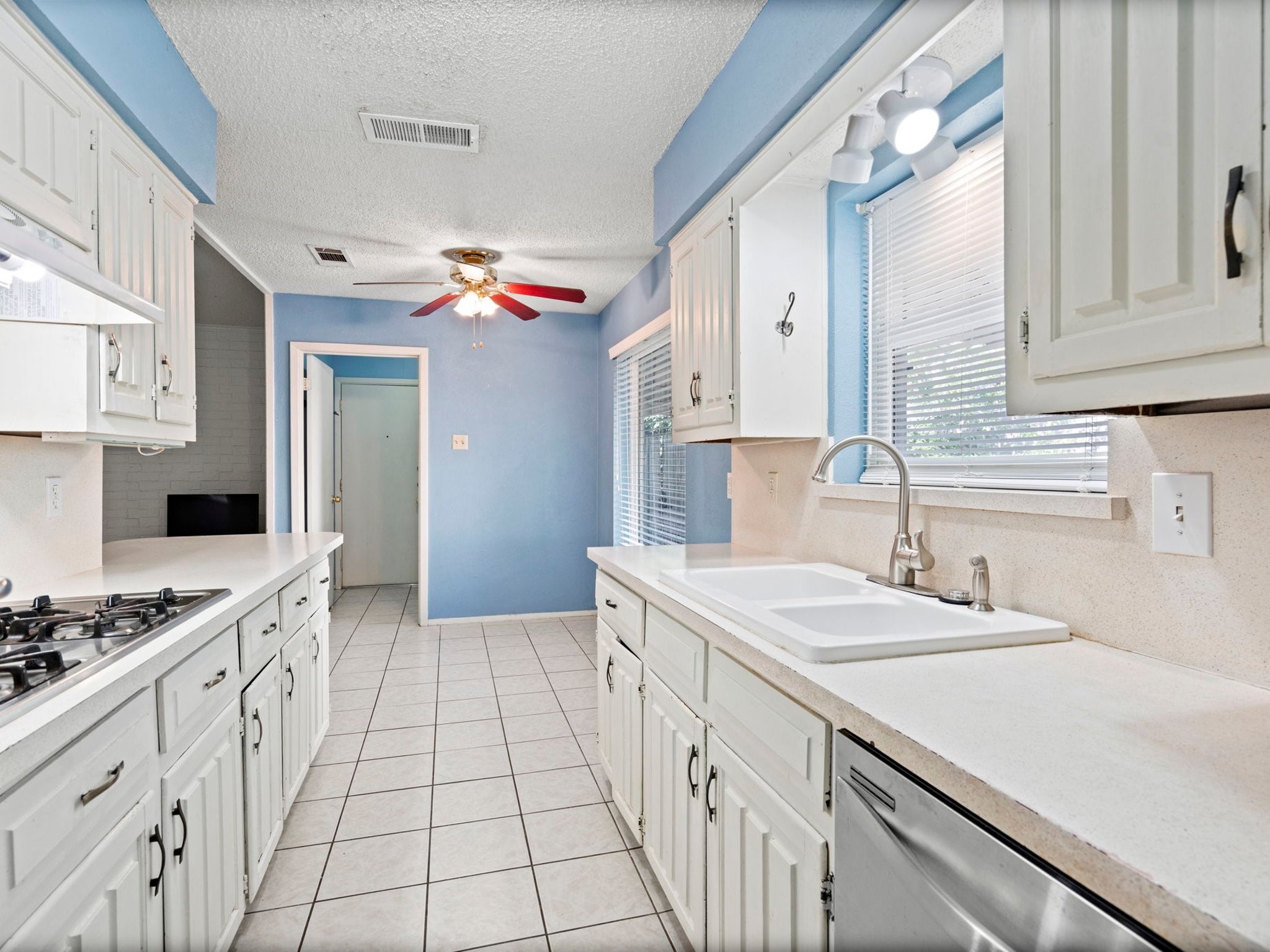 11240 Mccree Road Dallas TX 75238