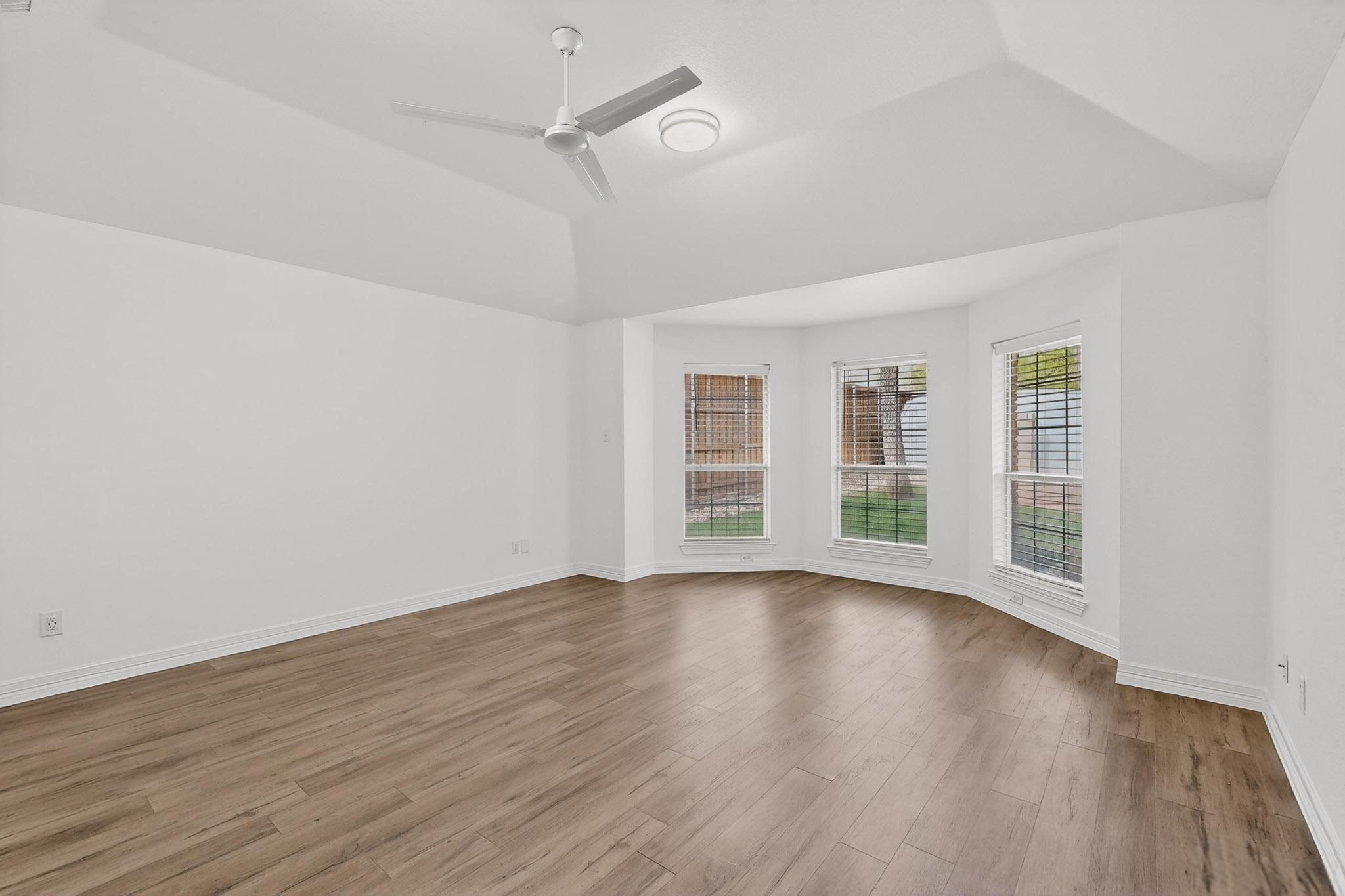 1405 Briar Drive Bedford TX 76022