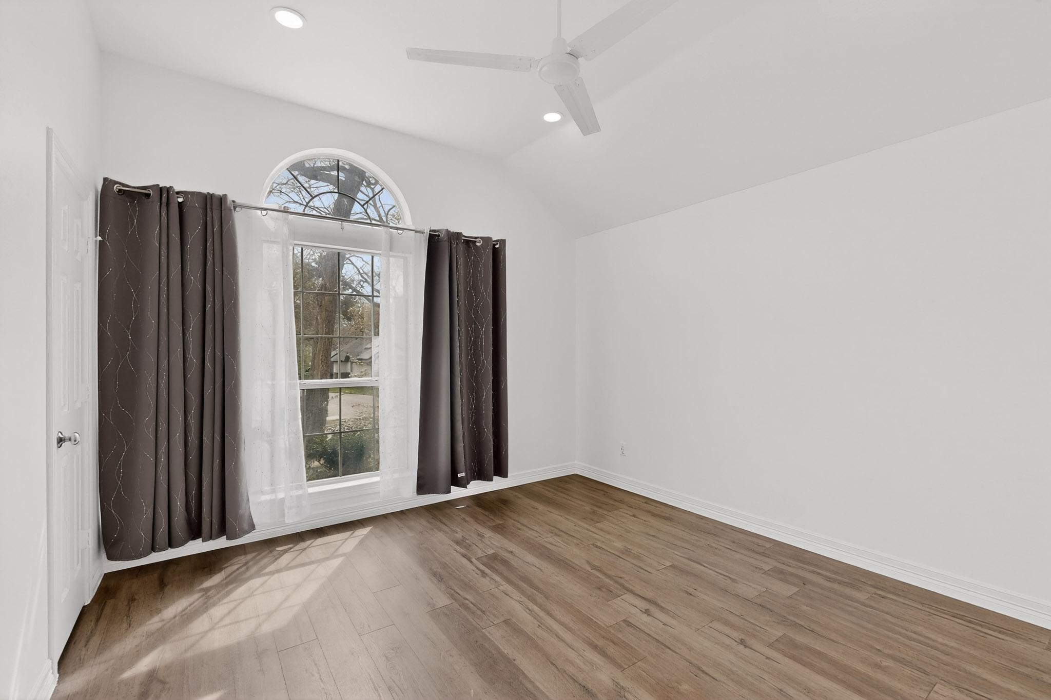 1405 Briar Drive Bedford TX 76022