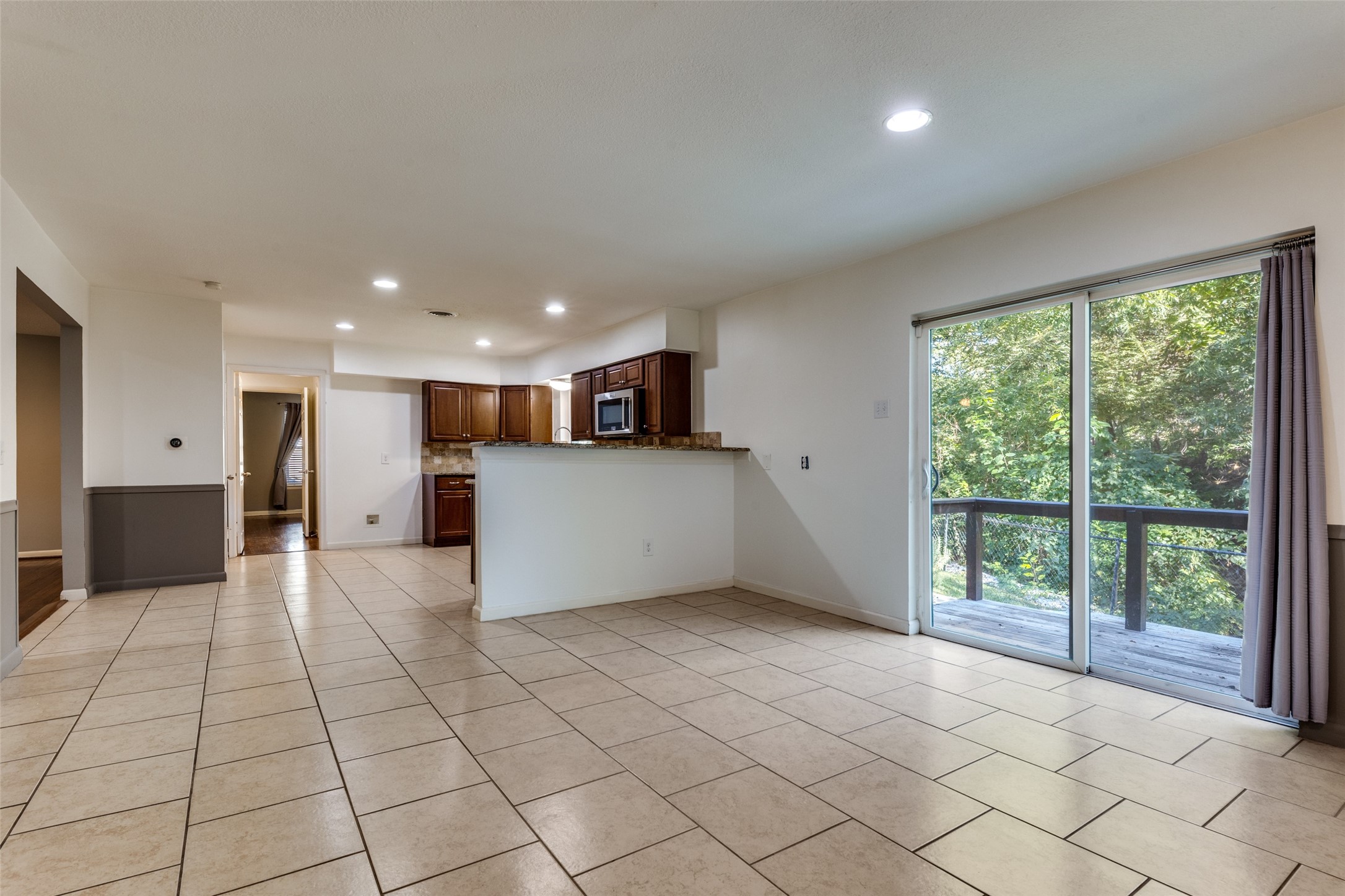 8022 Claremont Drive Dallas TX 75228