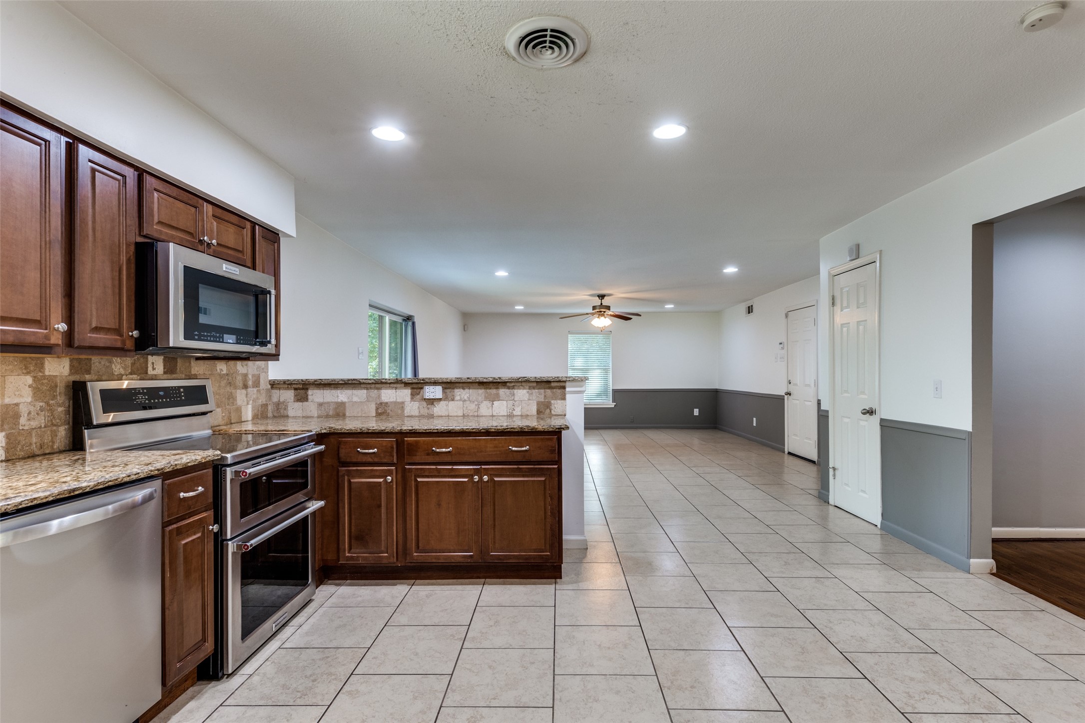 8022 Claremont Drive Dallas TX 75228