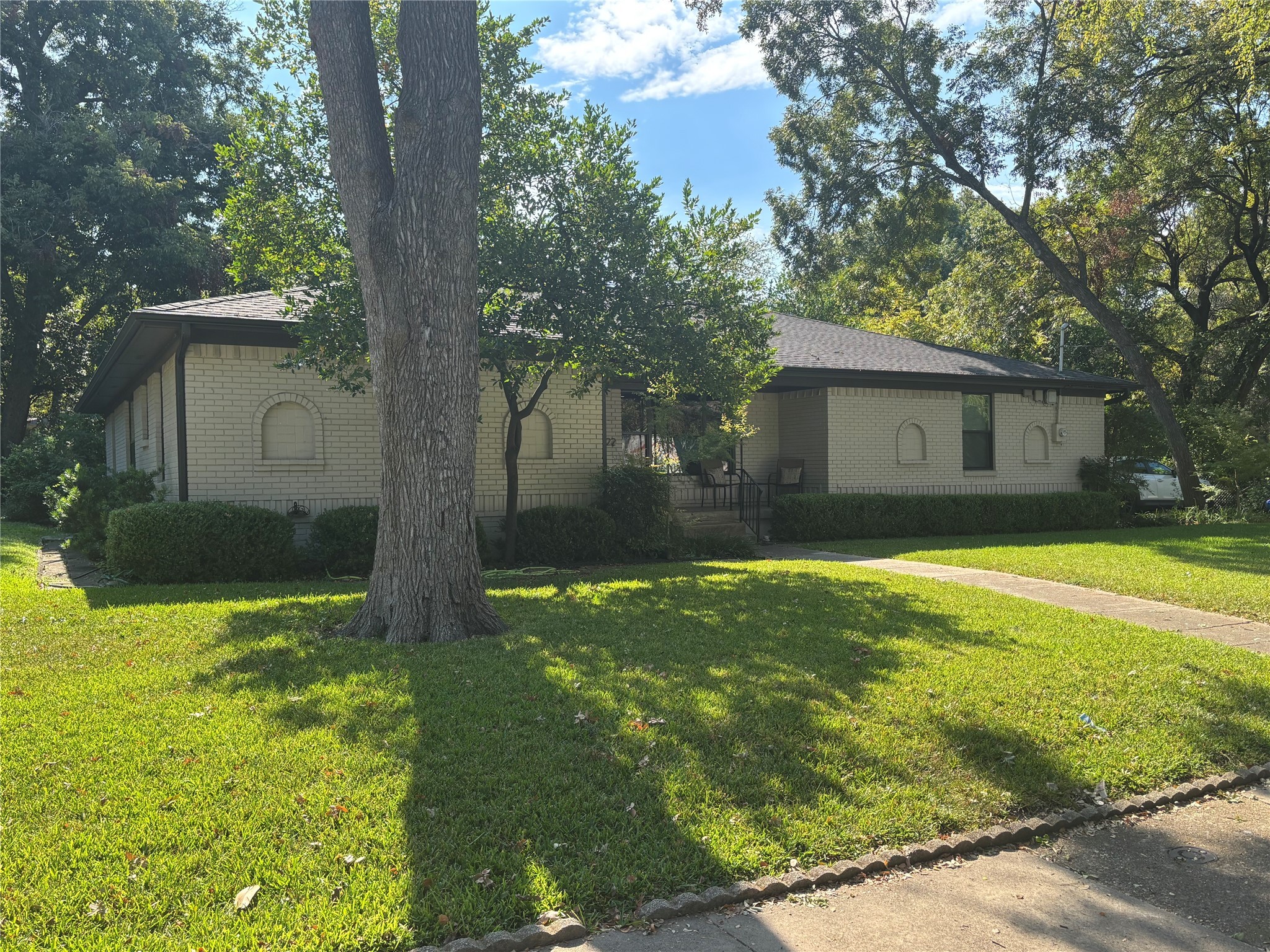 8022 Claremont Drive Dallas TX 75228