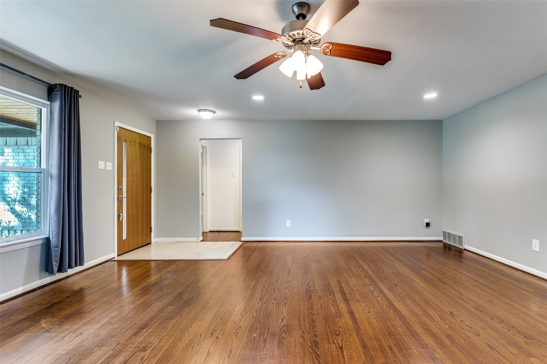8022 Claremont Drive Dallas TX 75228