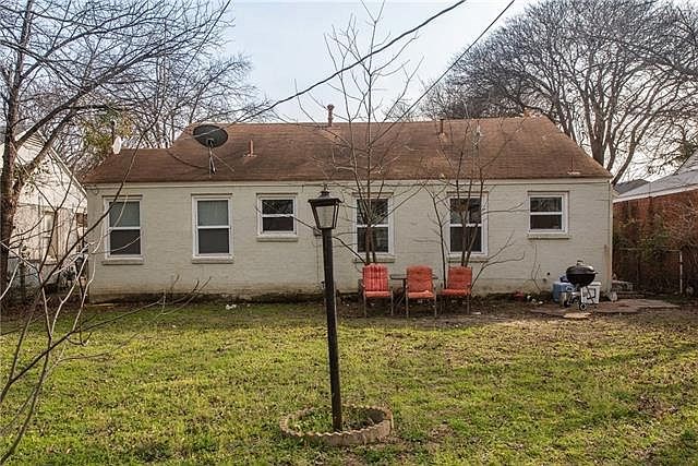 2800 W Bewick Street Fort Worth TX 76109